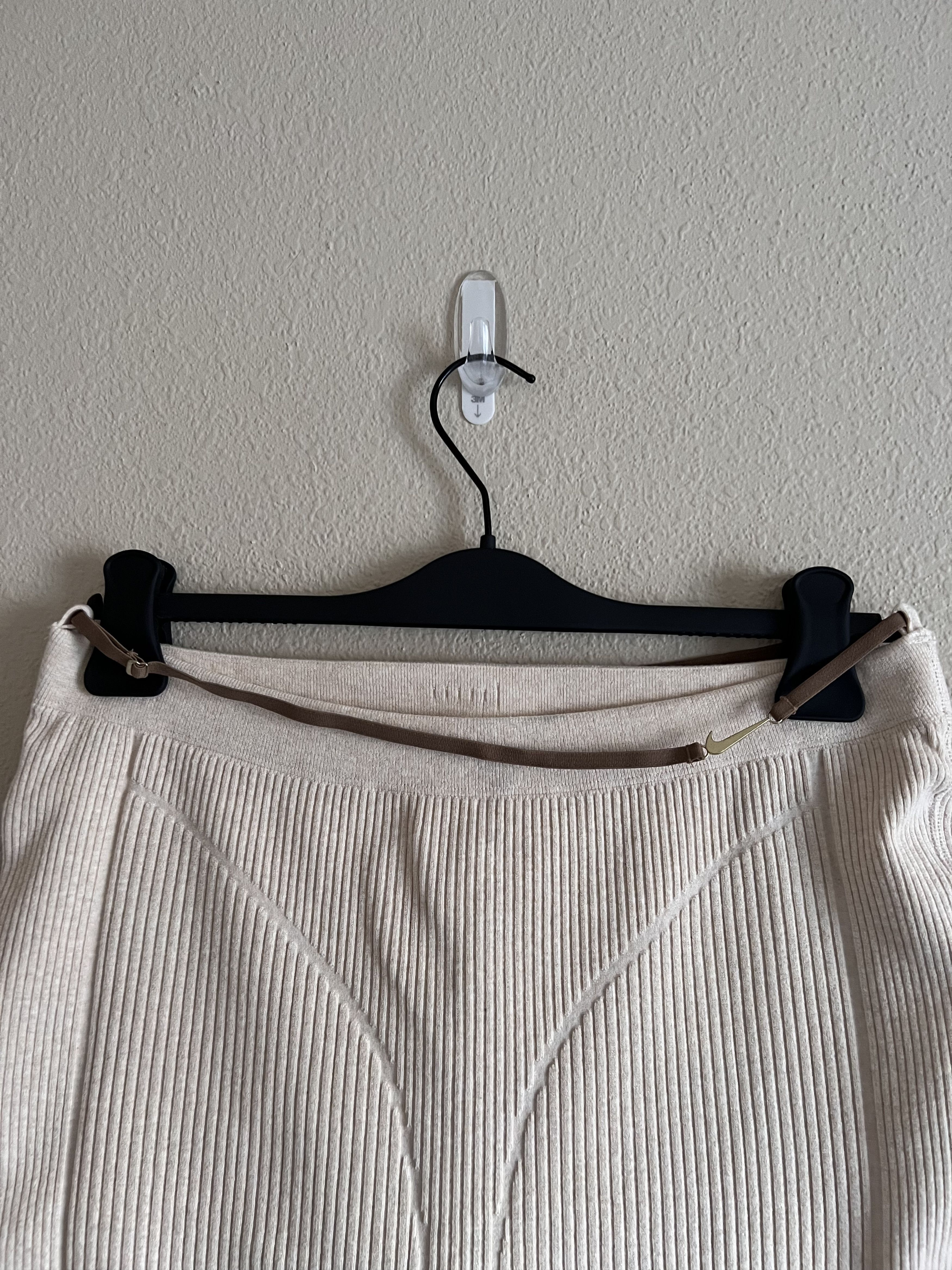 Jacquemus × Nike XL Jacquemus Nike Le Short in Off White Size 32" / US 10 / IT 46 - 3 Thumbnail