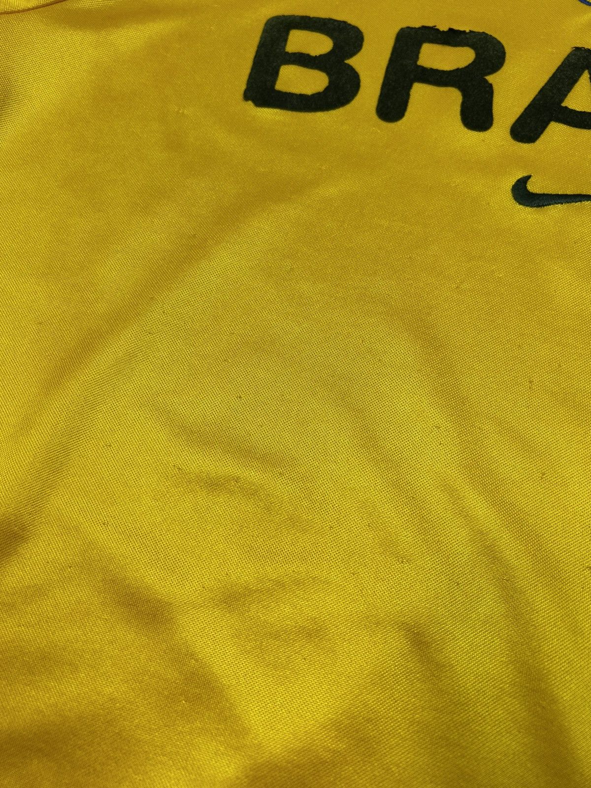 Nike Y2K Blokecore Nike Brasil 2000s Football Home Shirt S Hype Size US S / EU 44-46 / 1 - 13 Thumbnail