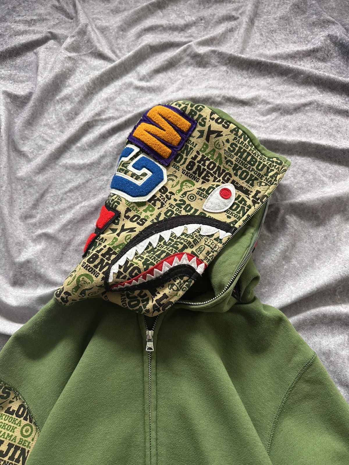 Bape Bape 25th Anniversary City Camo Green Full Zip Shark Hoodie Size US M / EU 48-50 / 2 - 7 Thumbnail