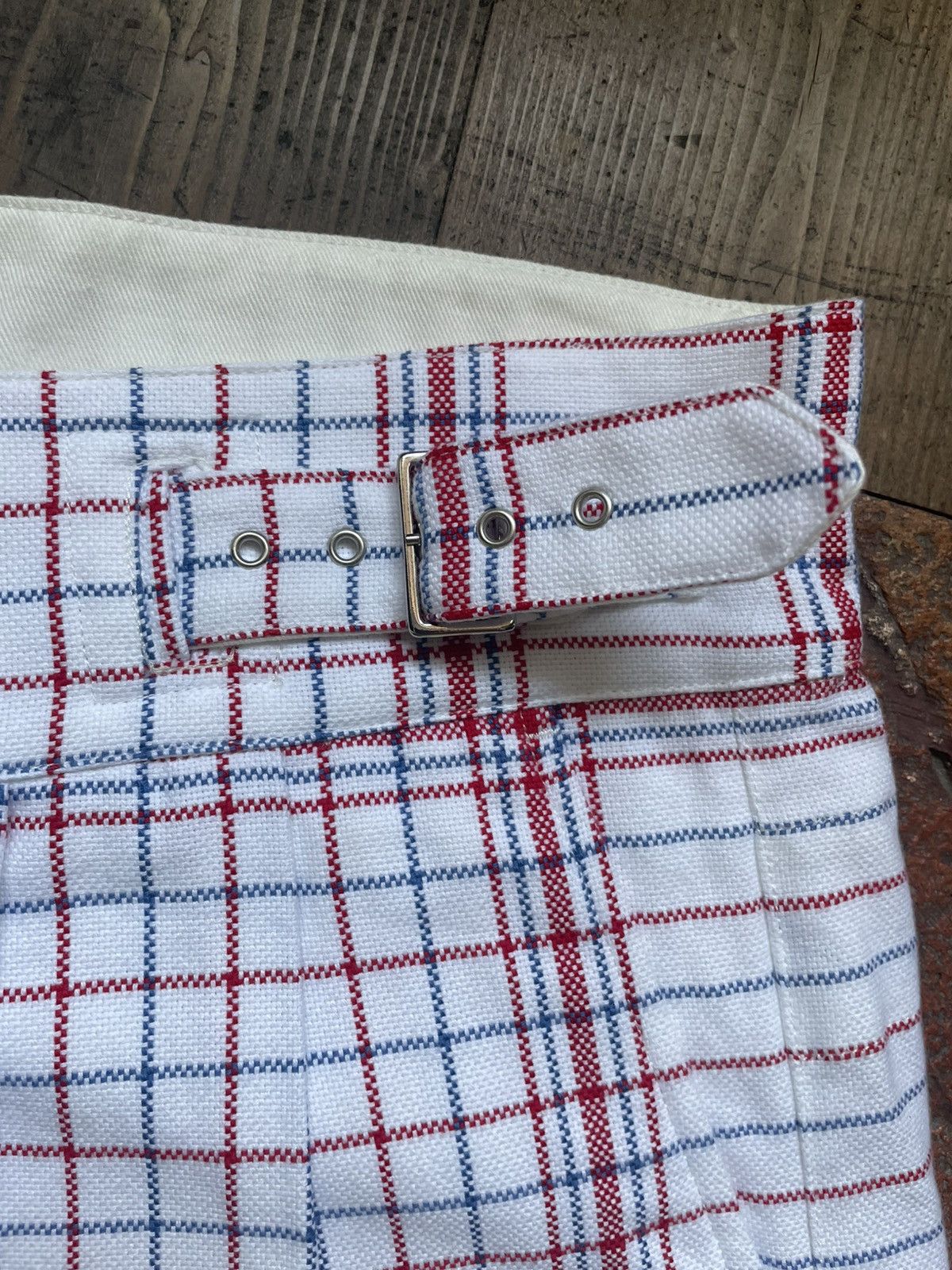 Maison Margiela Maison Margiela checked cotton-tweed shorts Size US 34 / EU 50 - 4 Thumbnail