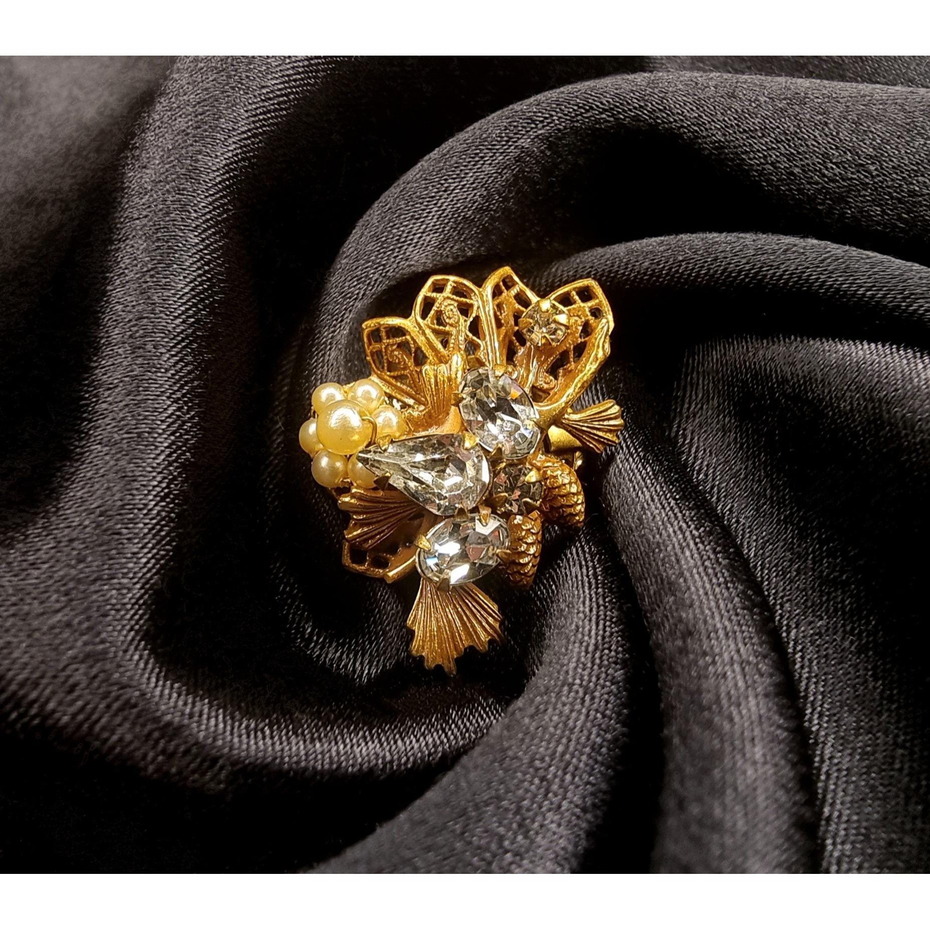 Vintage Rare Find Vintage Signed Original by Robert 1950's Brooch Pi Size ONE SIZE - 2 Thumbnail