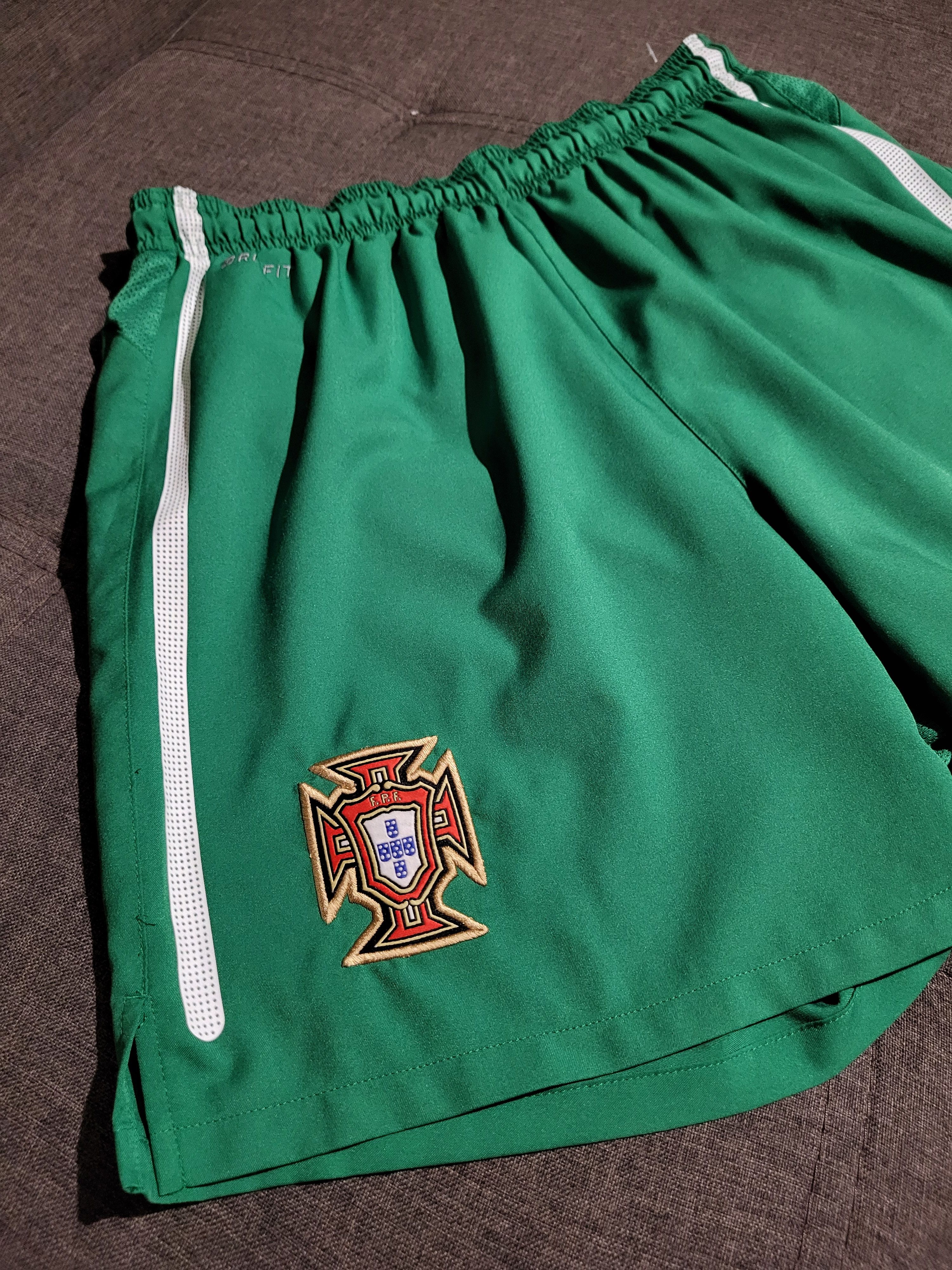 Vintage Nike Portugal 🇵🇹 F.P.F. jersey shorts