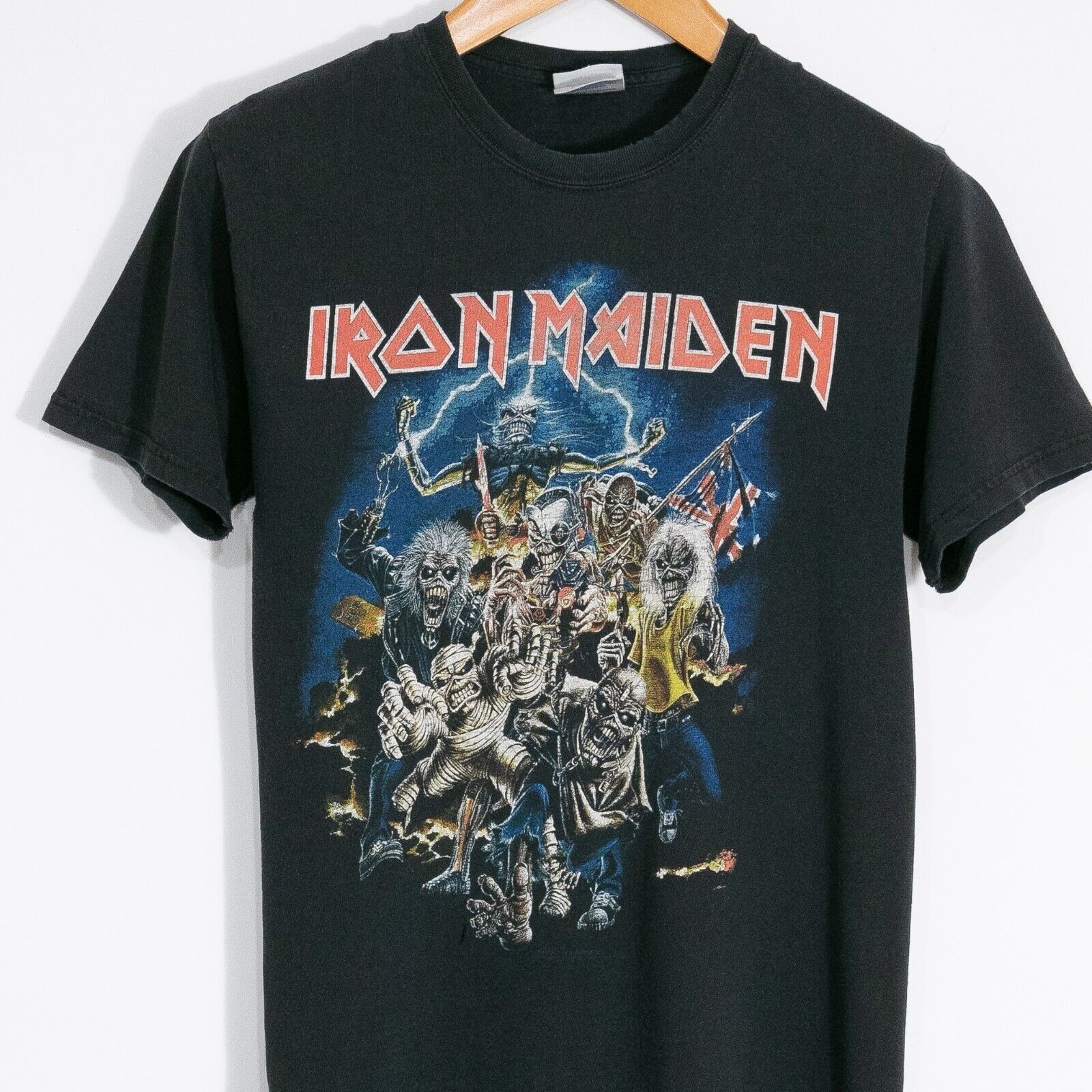 Vintage Vintage Y2K Iron Maiden Best of Beast T Shirt S - Distressed Size US S / EU 44-46 / 1 - 2 Thumbnail