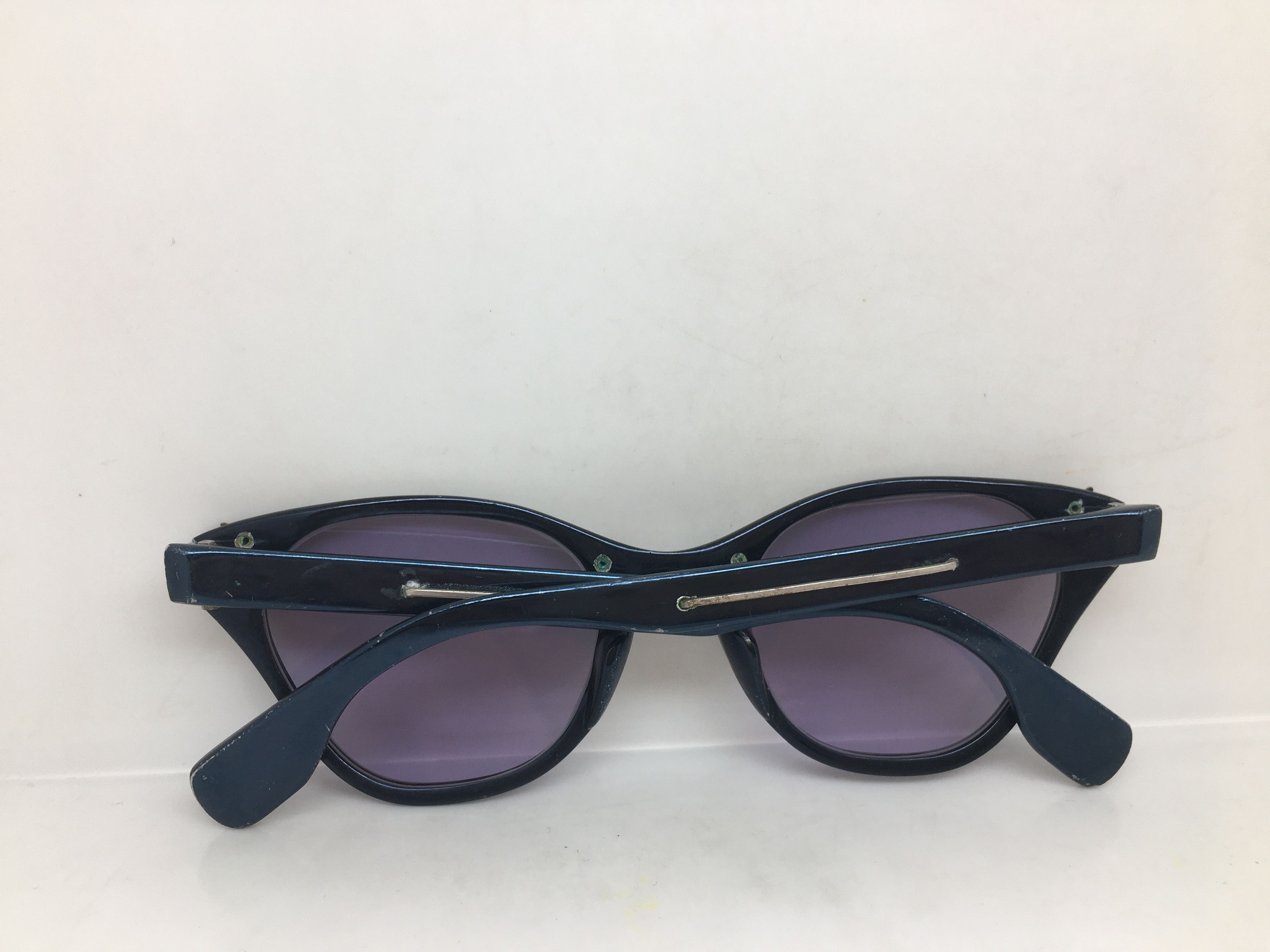 Vintage Vintage 50 AluminiumTura Cateye Diva Girls Sunglasses Size ONE SIZE - 8 Thumbnail