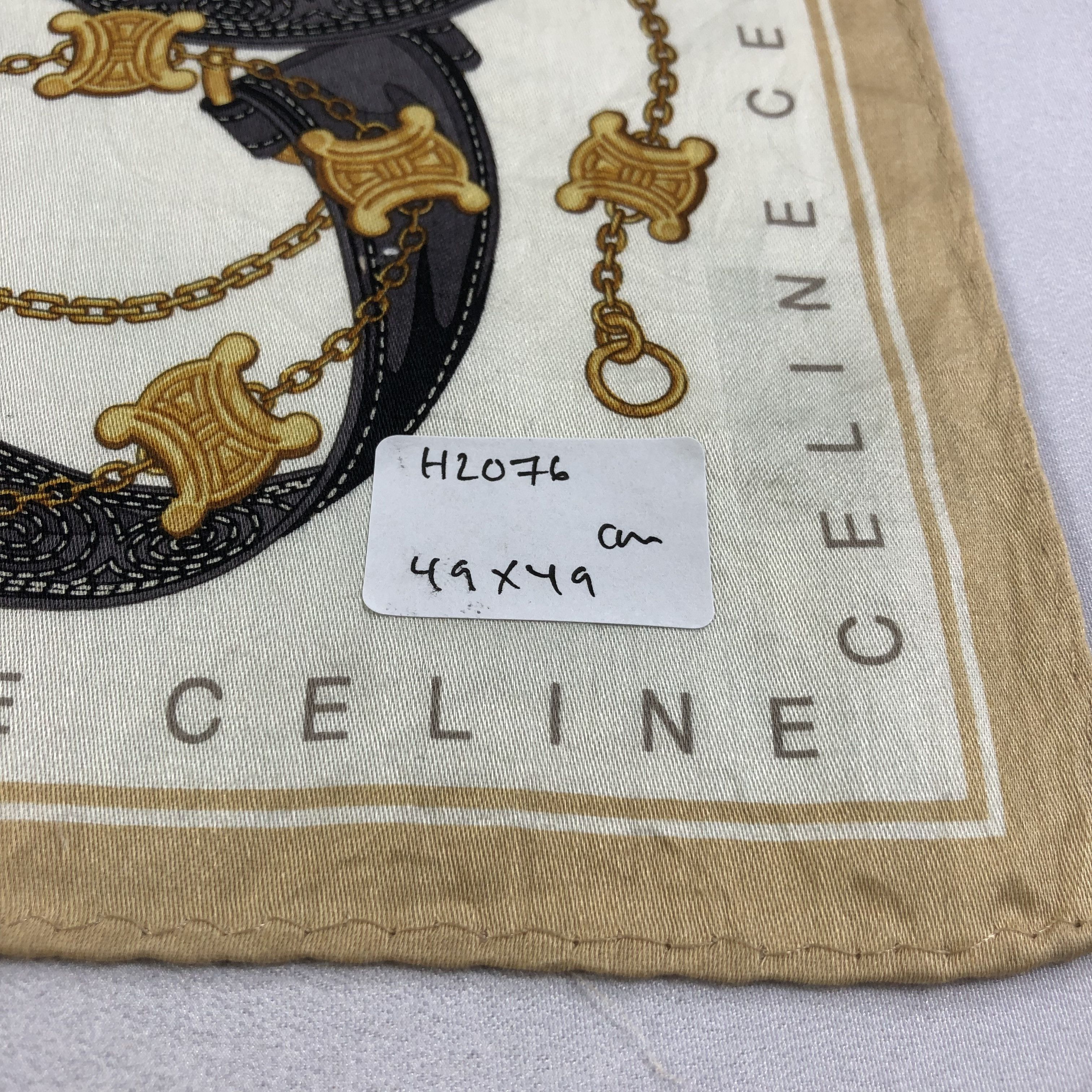 Japanese Brand Celine Gold Chains Handkerchief Neckerchief Bandana H2076 Size ONE SIZE - 10 Thumbnail