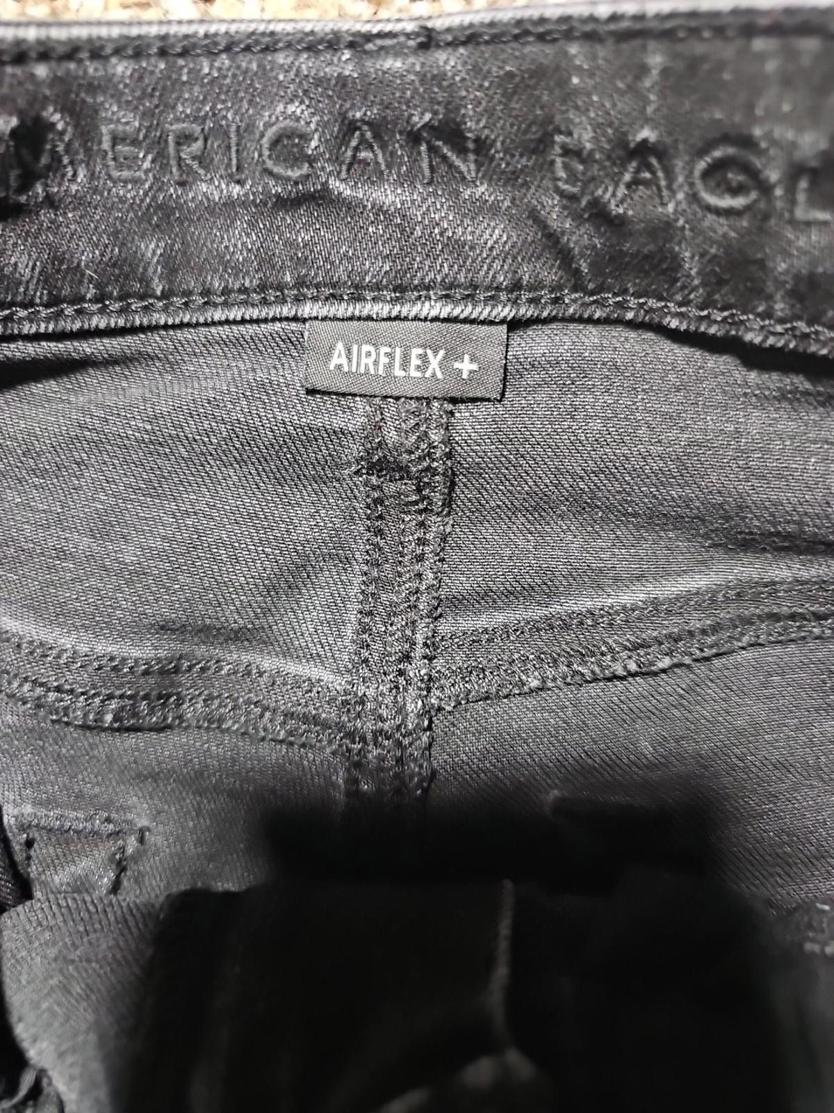 American Eagle Outfitters American Eagle Jeans Men's 28x30 Black Airflex+ Distressed Size US 28 / EU 44 - 3 Thumbnail