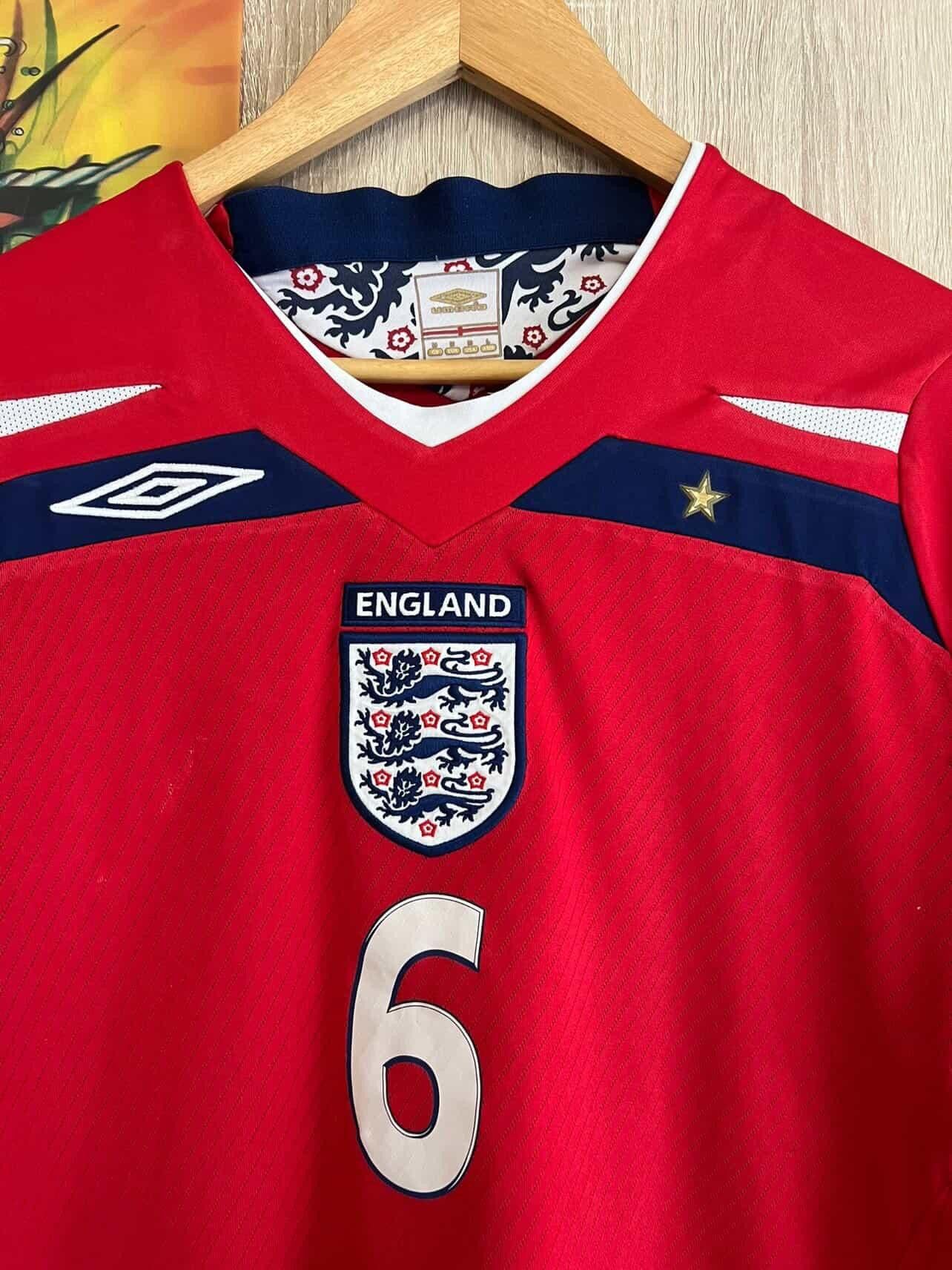 Umbro Umbro England 2008/2010 John Terry Football Shirt 🔥💥 Size US M / EU 48-50 / 2 - 13 Thumbnail