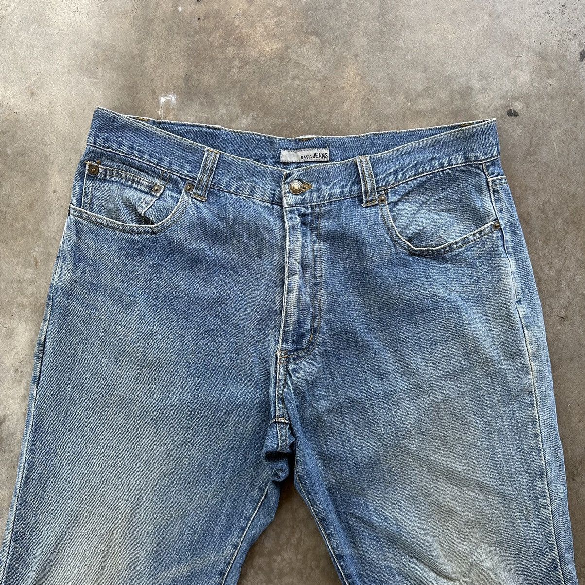 Japanese Brand Vintage Japanese Distressed Faded Denim Jean Pant W36 Size US 36 / EU 52 - 3 Thumbnail