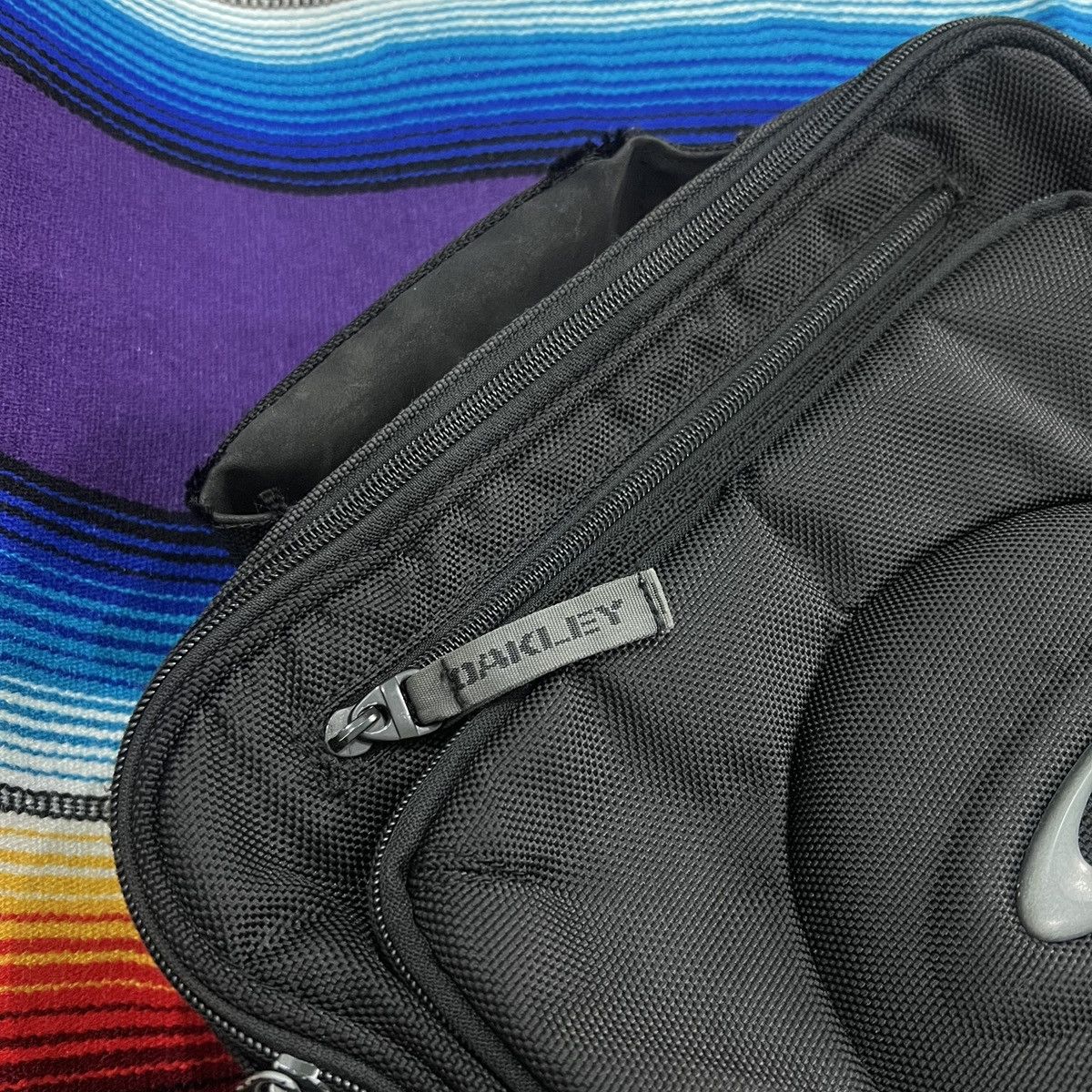 Oakley × Vintage Oakley Vertical 3.0 Computer Bag Size ONE SIZE - 3 Thumbnail