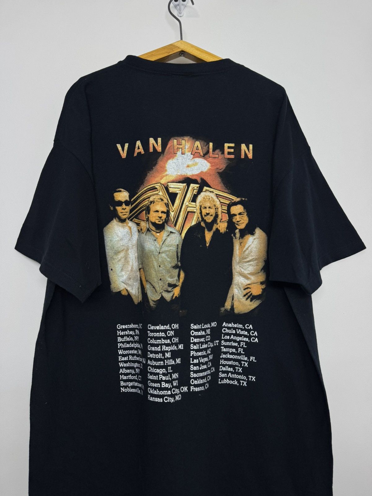 Fruit Of The Loom Vintage Van halen merch Size US XL / EU 56 / 4 - 4 Thumbnail