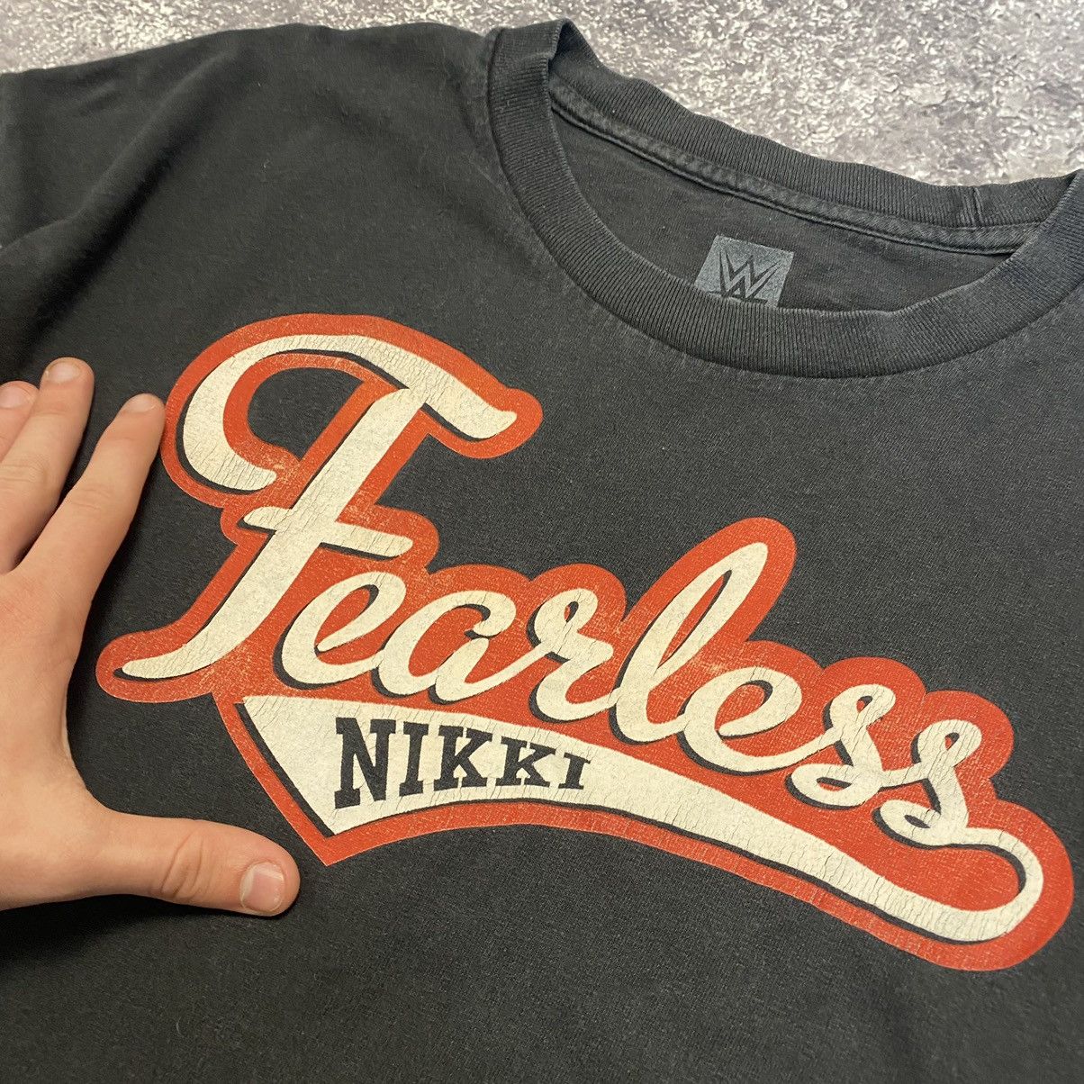 WWE Vintage Nikki Fearless WWE Big Logo Fight tee Size US XL / EU 56 / 4 - 3 Thumbnail