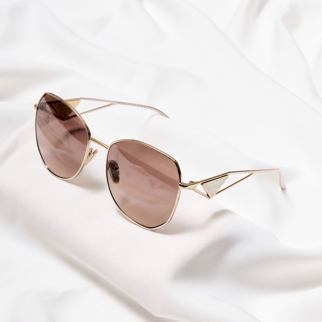 Prada PRADA 0PR 57YS ZVN3D0 SUNGLASSES Size ONE SIZE - 1 Thumbnail