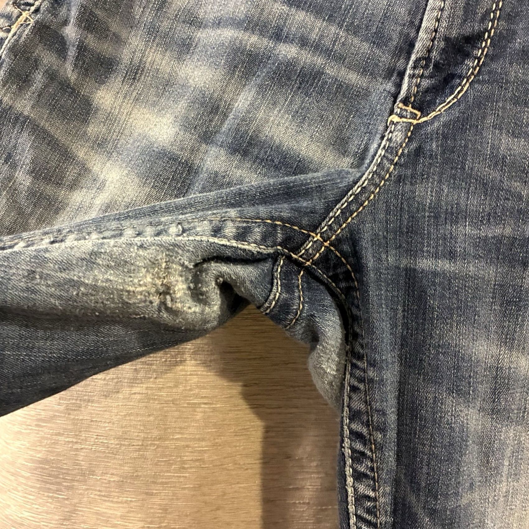 Ariat Ariat Jeans Boots Cut 33R Denim Blue Medium Wash 5-Pocket Regular Inseam 31 Jeans Women Mens (31) Size 24" / US 00 / IT 34 - 7 Thumbnail