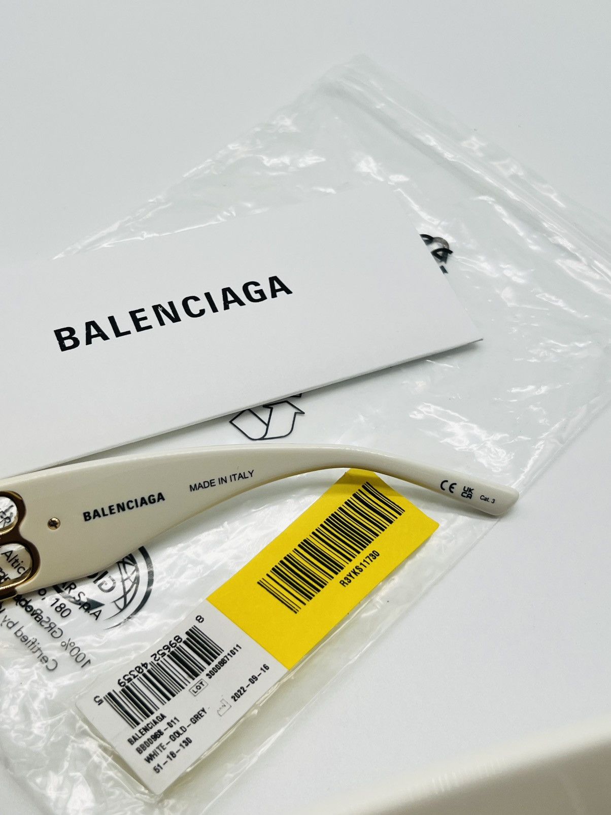Balenciaga Balenciaga BB0096S 011 White Gold Balenciaga Sunglasses Size ONE SIZE - 4 Thumbnail
