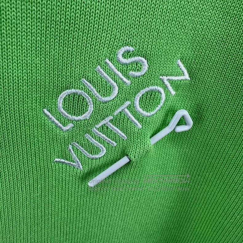 Louis Vuitton Louis Vuitton Green pin short sleeve Size US L / EU 52-54 / 3 - 4 Thumbnail