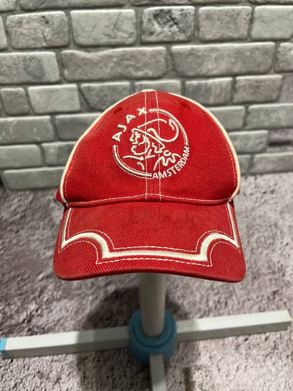 Vintage Ajax Amsterdam Cap Vintage with Footballers' Signature Size ONE SIZE - 1 Thumbnail