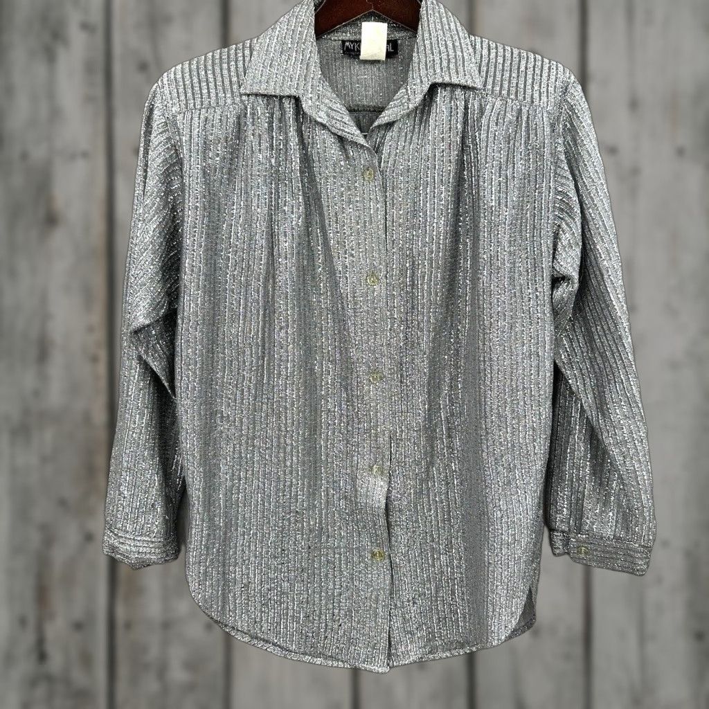 Vintage VTG My Kinda Gal Blouse Women XS Metallic Phoenix Arizona USA Cottagecore Button Shirt Women XS Silver 1970s Disco Size XS / US 0-2 / IT 36-38 - 1 Thumbnail