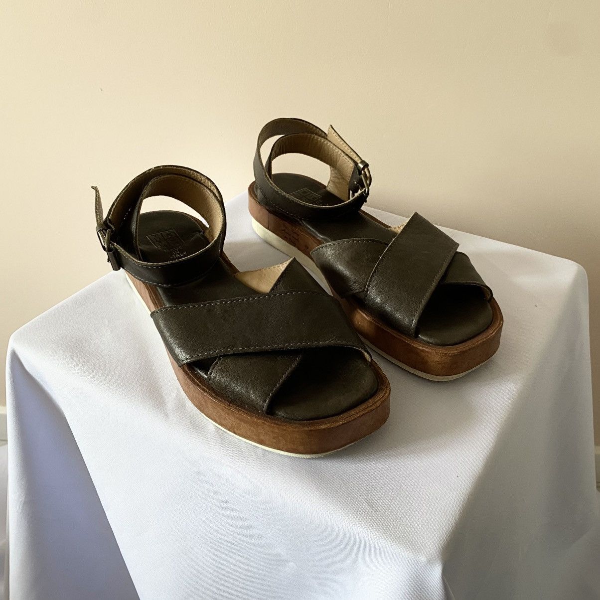 Dirk Bikkembergs × MoMA × Puma MoMa Leather Sandals Ballet Flats Shoes Puma Style Y2K Size US 9 / IT 39 - 1 Thumbnail