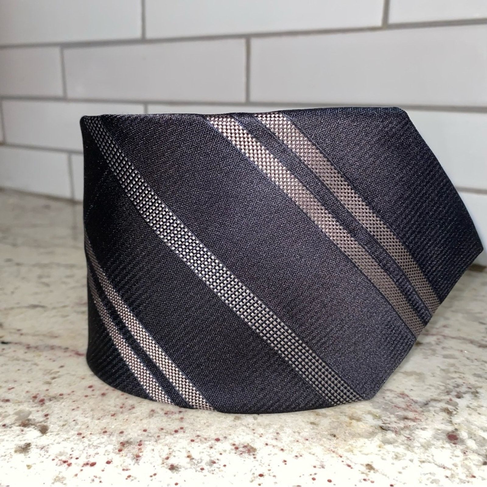 Giorgio Armani Giorgio Armani Men’s Silk Designer Tie Black Gray Stripe Size ONE SIZE - 2 Thumbnail