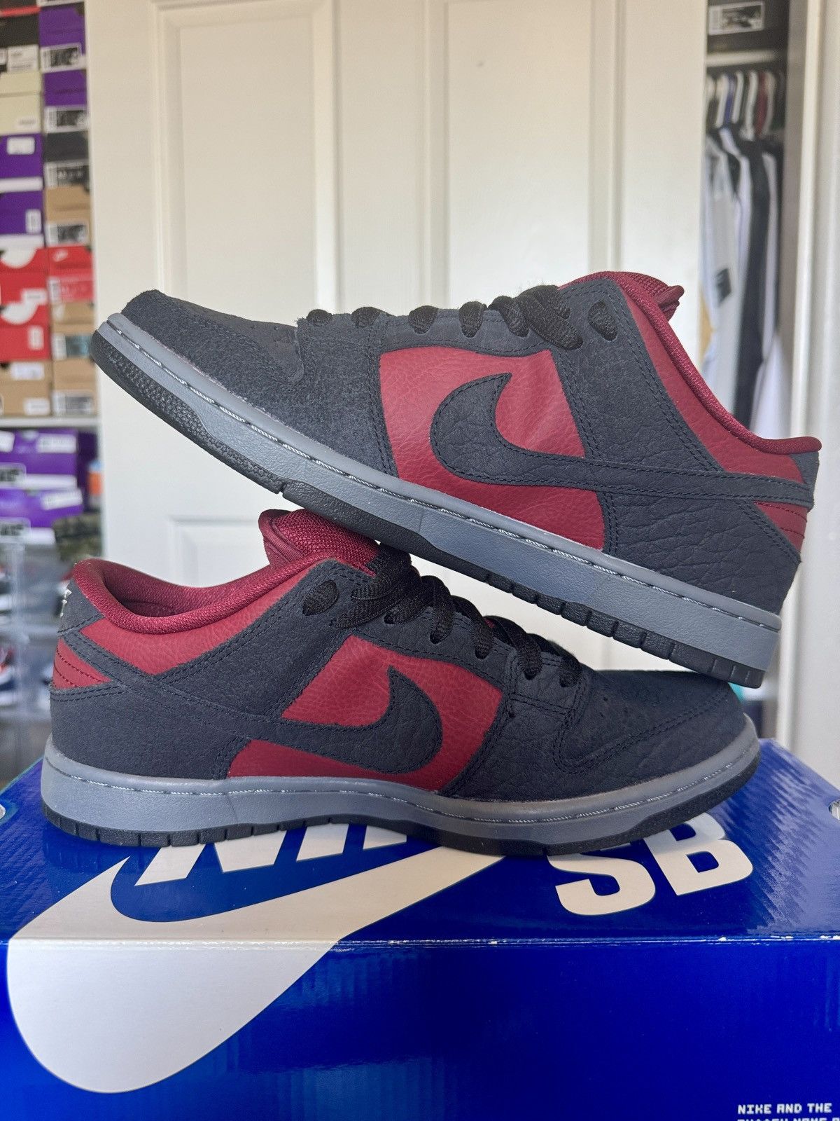Nike SB Nike Dunk Low Pro SB Red Wine “Black Team Red’ Sample Size US 9 / EU 42 - 3 Thumbnail