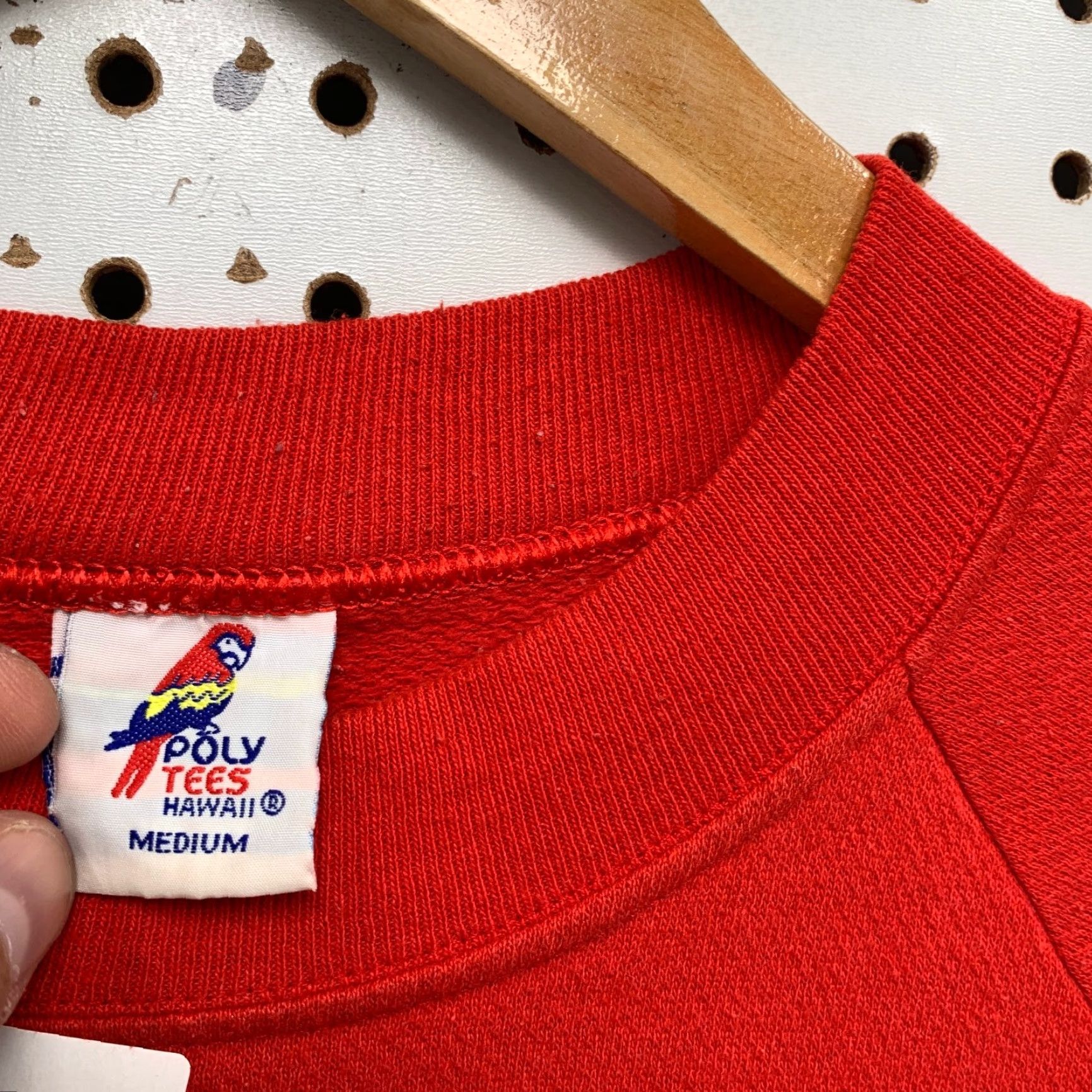 Vintage VINTAGE Alaska Nature Sweatshirt Mens Medium Red Polyester Fleece Crewneck Poly Tees USA Graphic Print Size US M / EU 48-50 / 2 - 3 Thumbnail