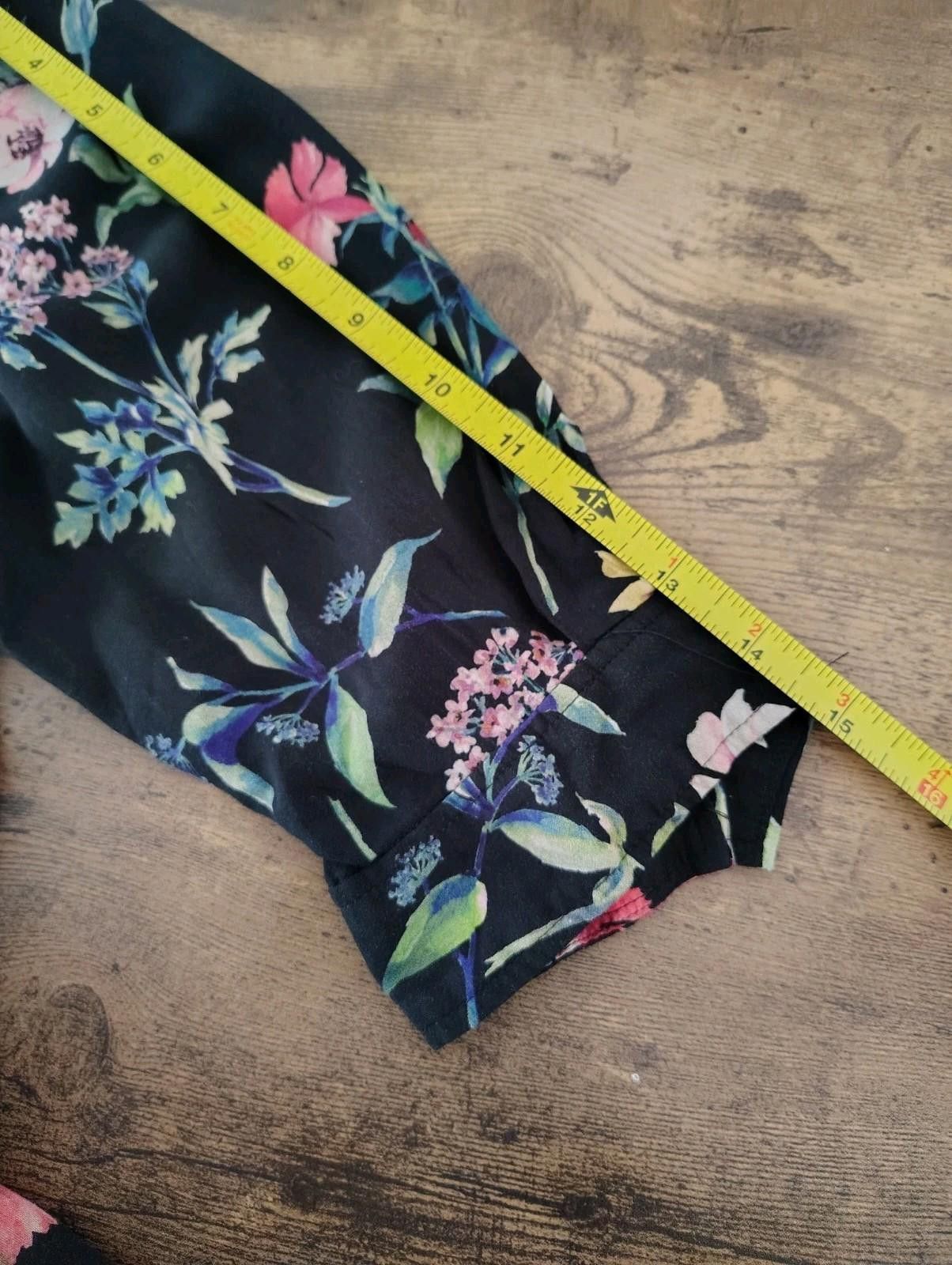 Zara ZARA BLOUSE TUNIC BLACK FLORAL MULTICOLORED 3/4 SLEEVES femi Size S / US 4 / IT 40 - 5 Thumbnail