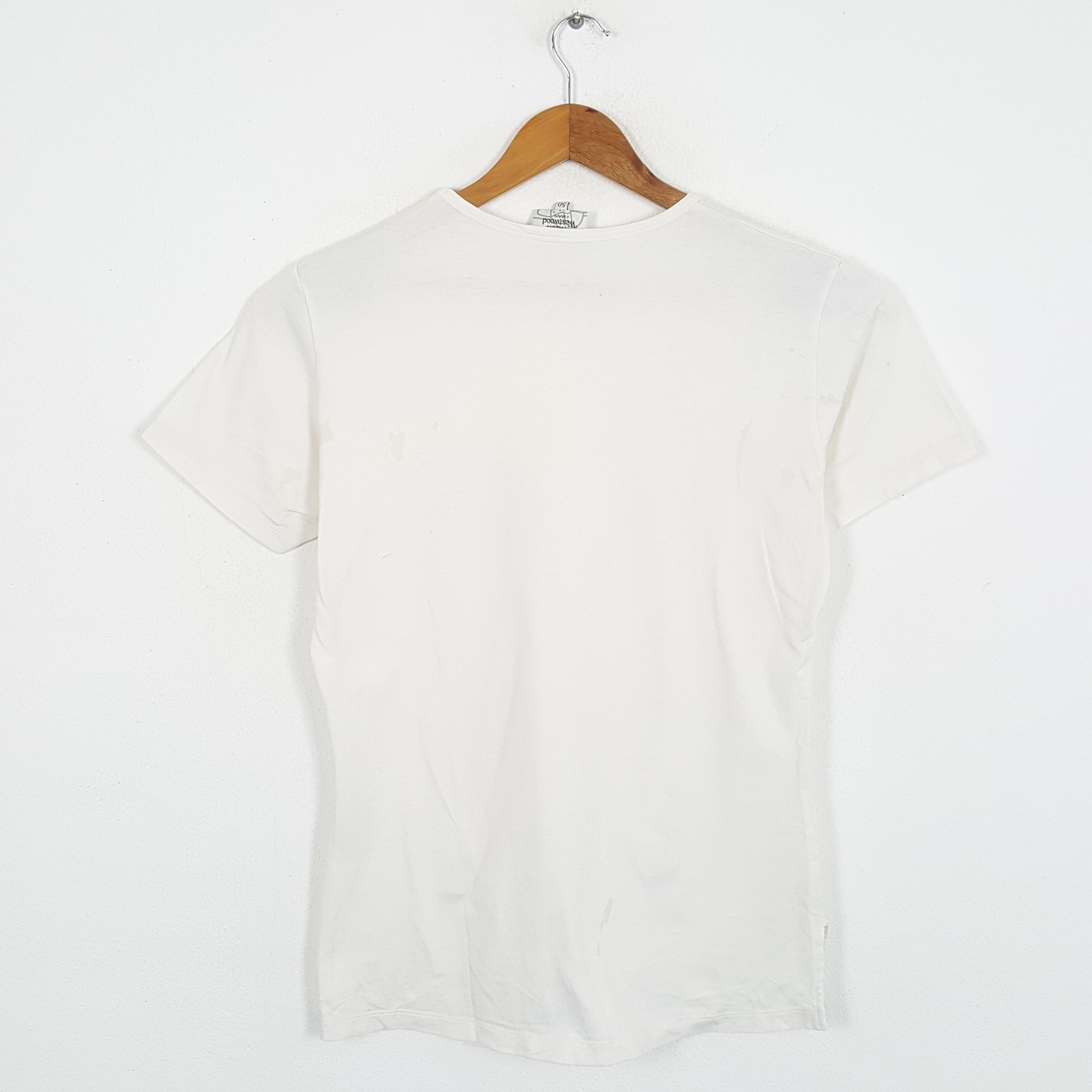 Japanese Brand × Vintage × Vivienne Westwood Vintage VIVIENNE WESTWOOD British Designer Brand T-Shirts Size US M / EU 48-50 / 2 - 3 Thumbnail