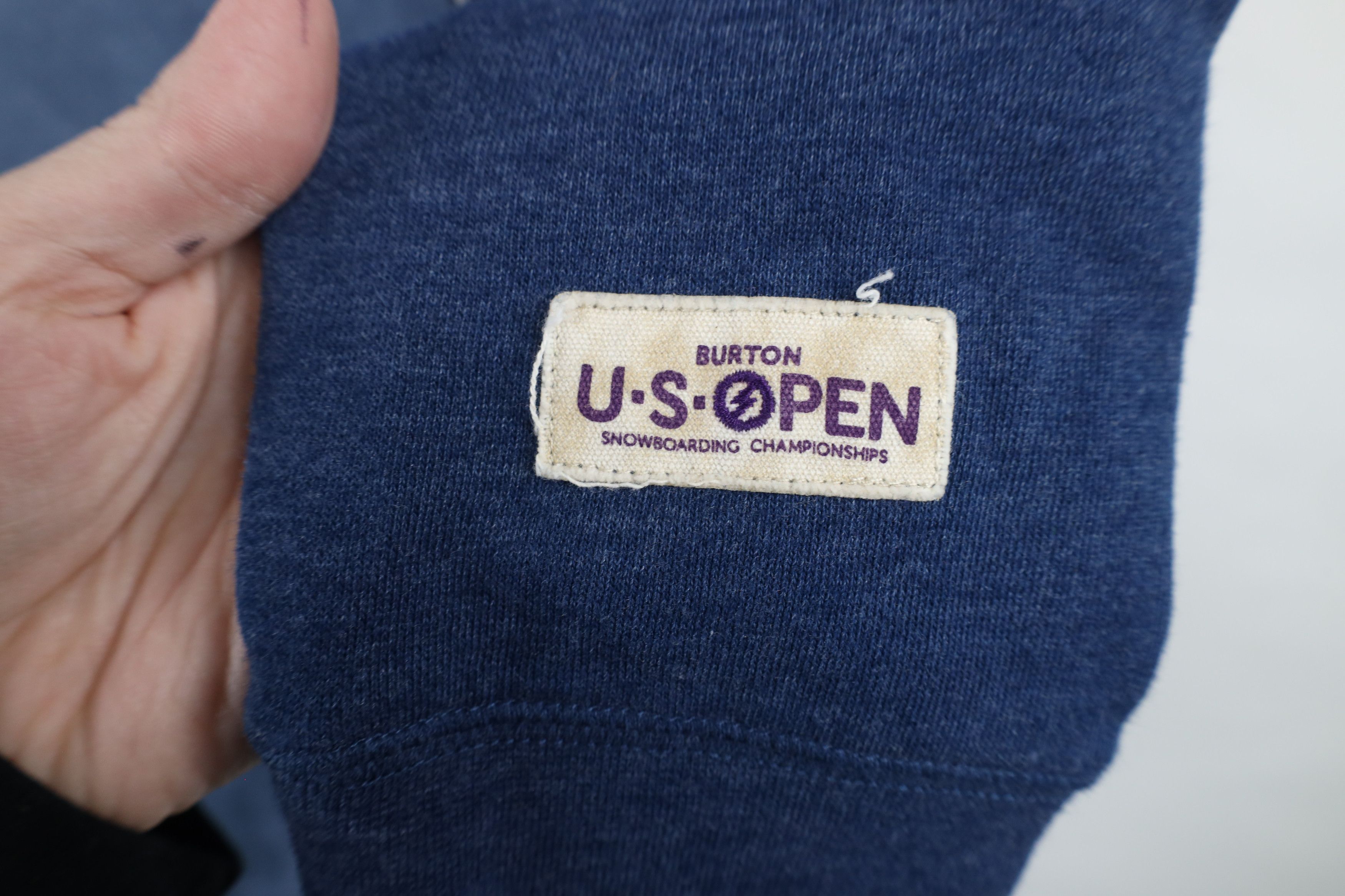 Burton × Vintage Vintage Burton Snowboards Snowboard Championships Sweatshirt Size XS / US 0-2 / IT 36-38 - 6 Thumbnail