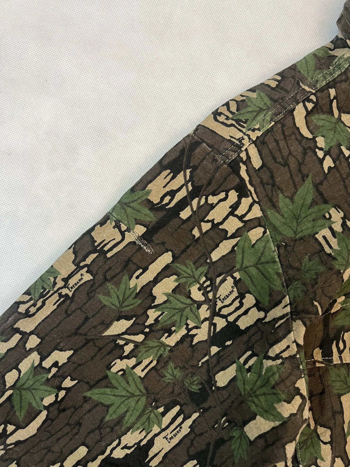 Vintage Vintage 90's Melton Deerskin Camo Hunting Shirt Size US M / EU 48-50 / 2 - 12 Thumbnail