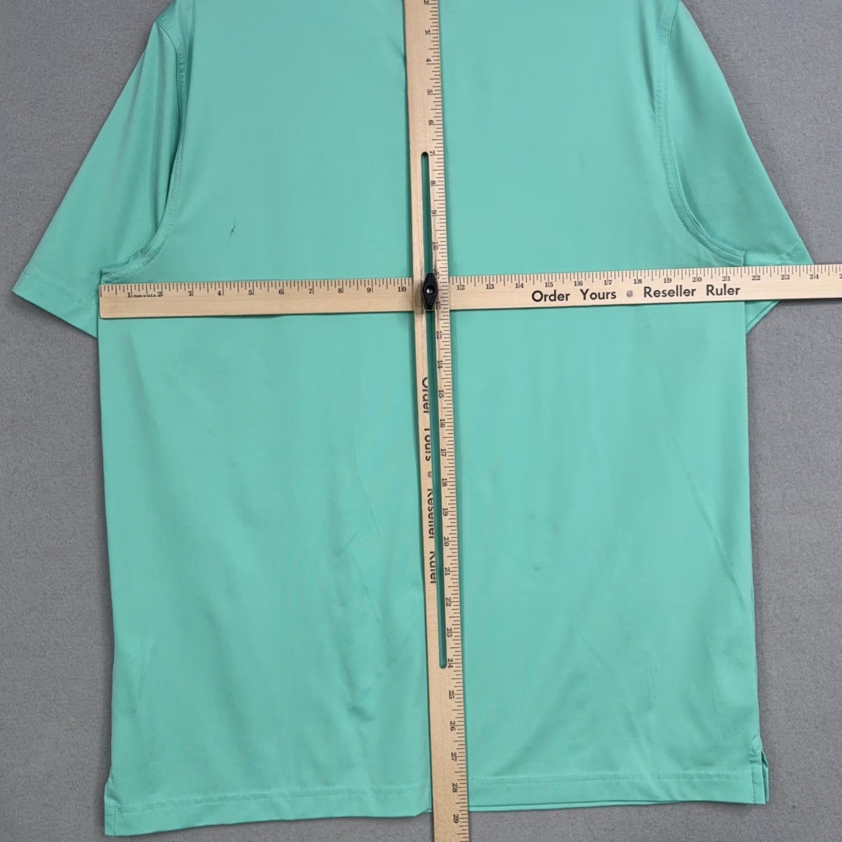 Vineyard Vines VINTAGE not applicable; Original title lacks vintage cue. Size US M / EU 48-50 / 2 - 6 Thumbnail