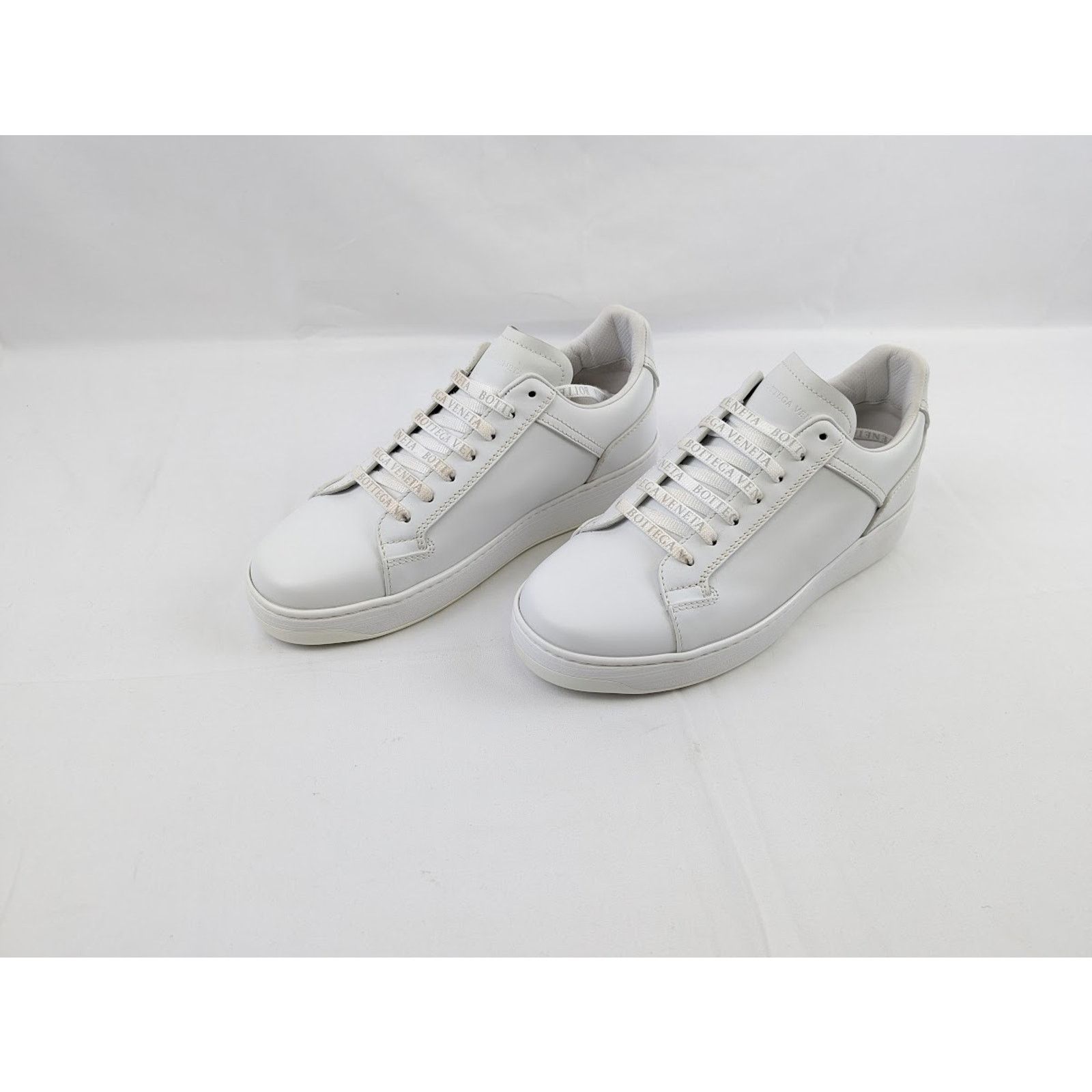 Bottega Veneta o1rshd1 Bolt Calf Sneaker Pelle S.GOMM in Optic White Size US 7.5 / EU 40-41 - 14 Thumbnail