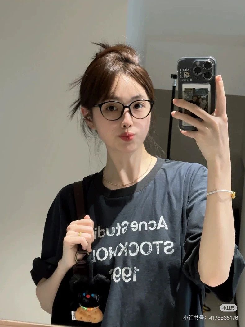 Acne Studios Acne Studios Black lettered short-sleeved shirt Size S / US 4 / IT 40 - 3 Thumbnail