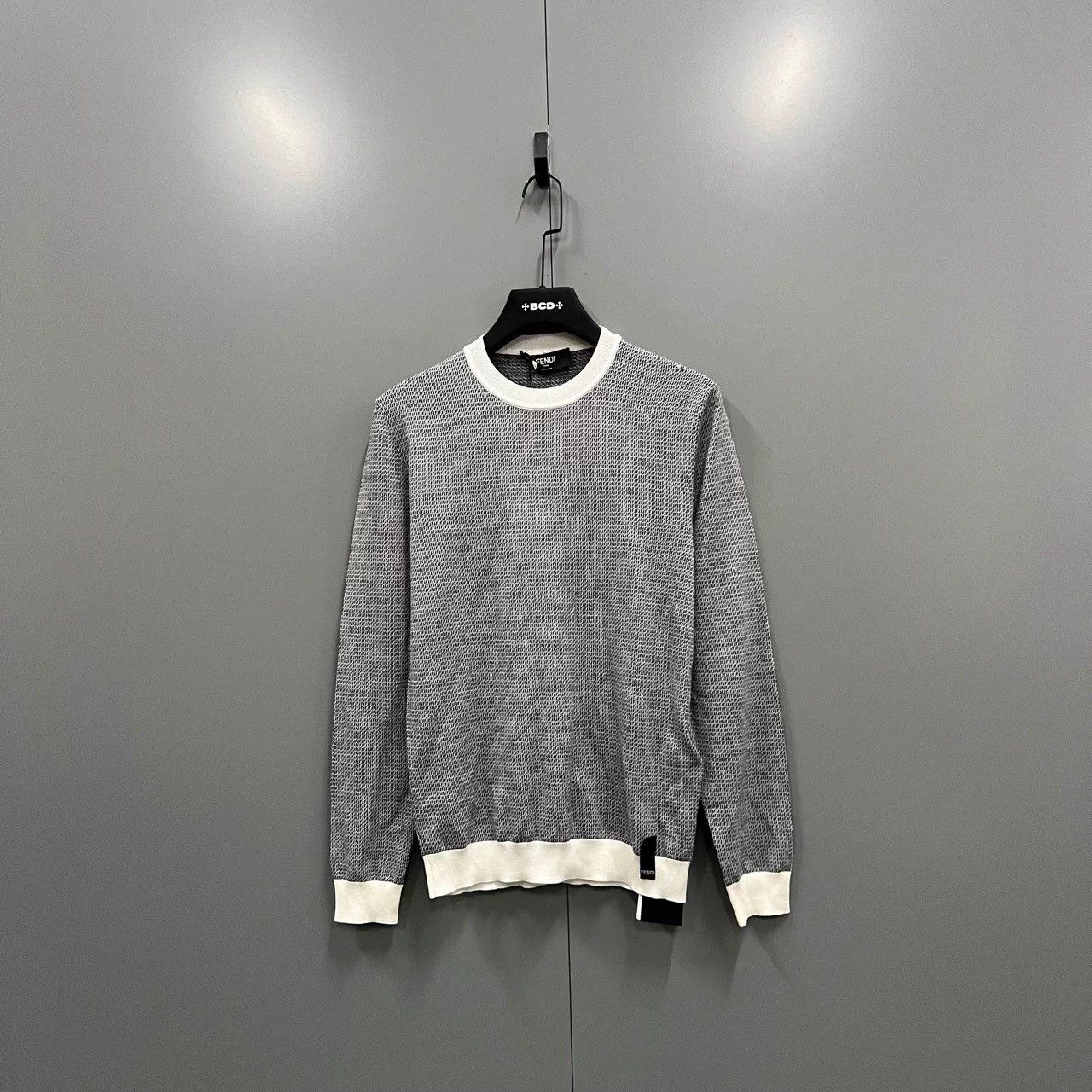Fendi FENDI small logo all over wool knit sweater 44 new with tags Size M / US 6-8 / IT 42-44 - 1 Thumbnail