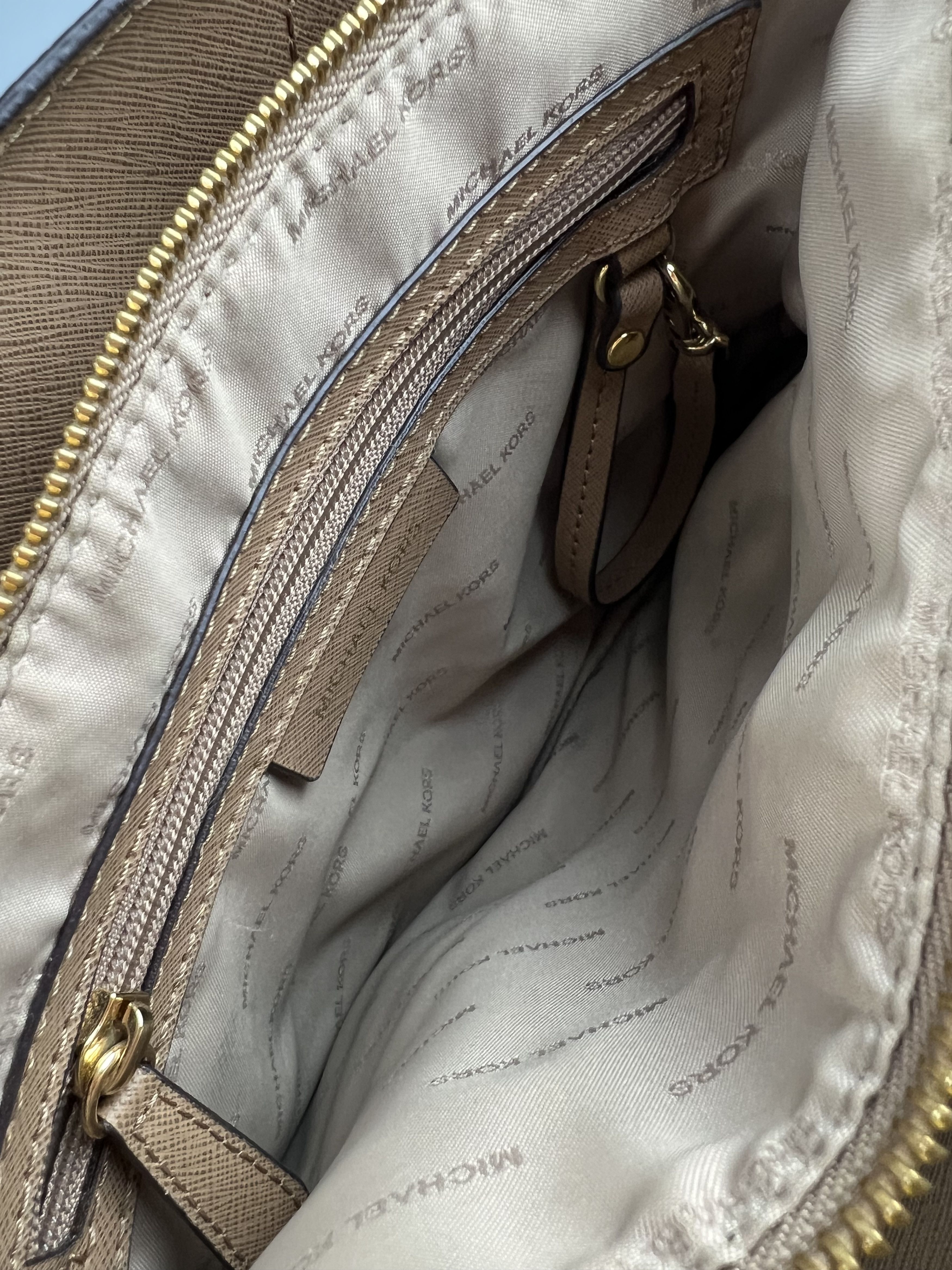 Michael Kors Michael Kors Brown Leather Shoulder Bag Handbag Size ONE SIZE - 11 Thumbnail
