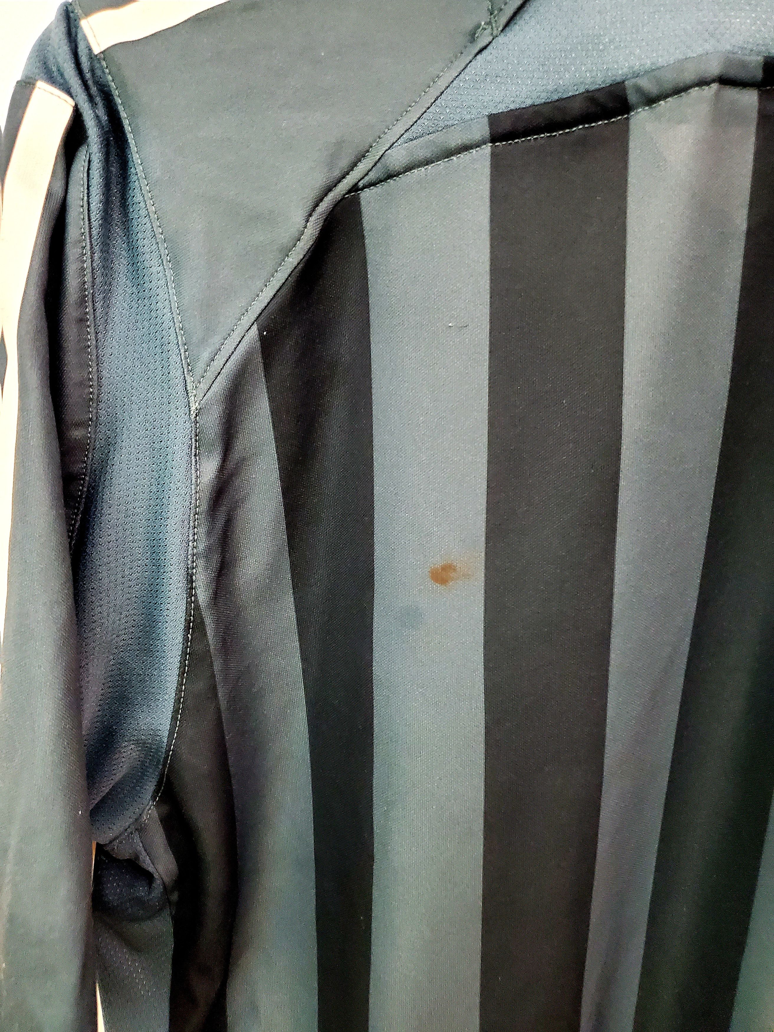 Adidas × Vintage Newcastle United 2004-2005 Away soccer jersey size Xl Size US XL / EU 56 / 4 - 7 Thumbnail