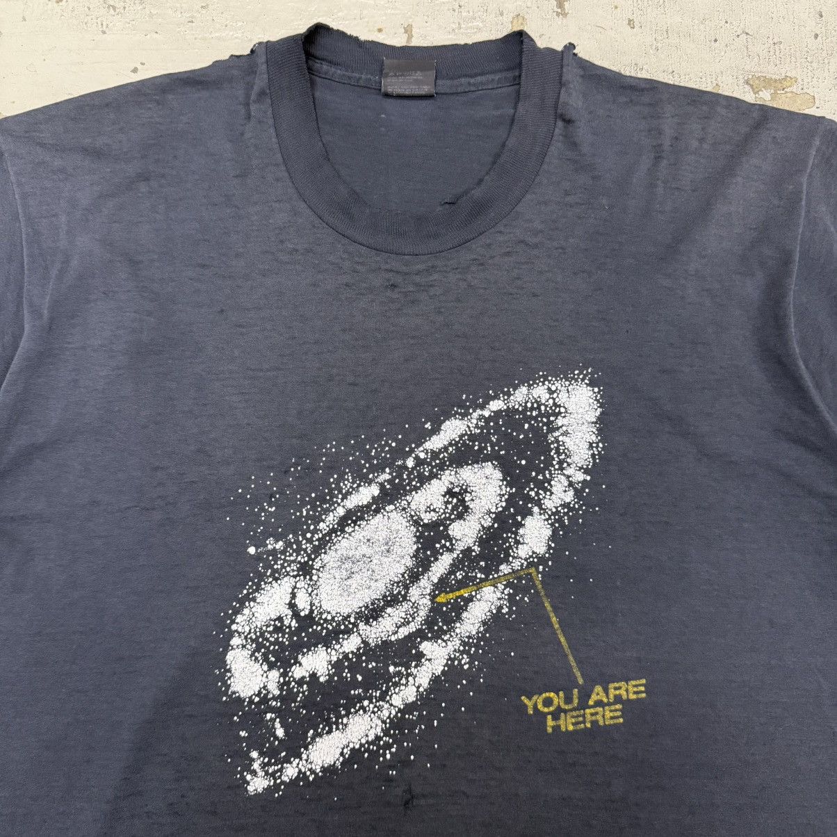 Vintage Vintage 90s Distressed Thrashed You Are Here Galactic Tee Size US XXL / EU 58 / 5 - 6 Thumbnail