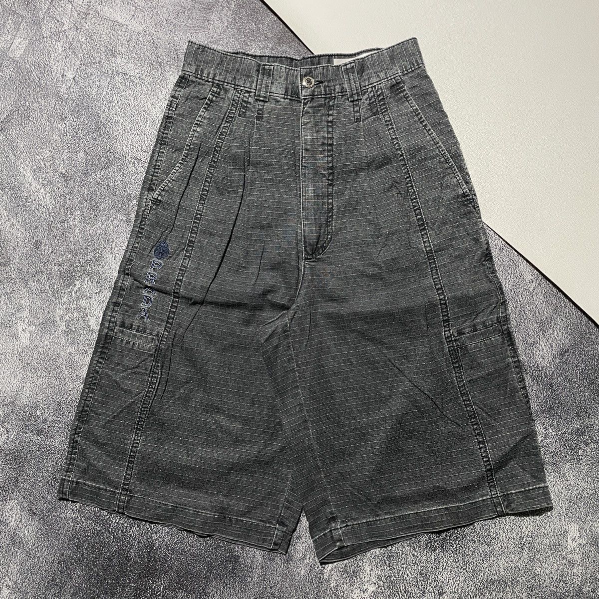 Dior × Fendi × Prada Vintage Short Pants Prada Size 27" / US 4 / IT 40 - 1 Thumbnail