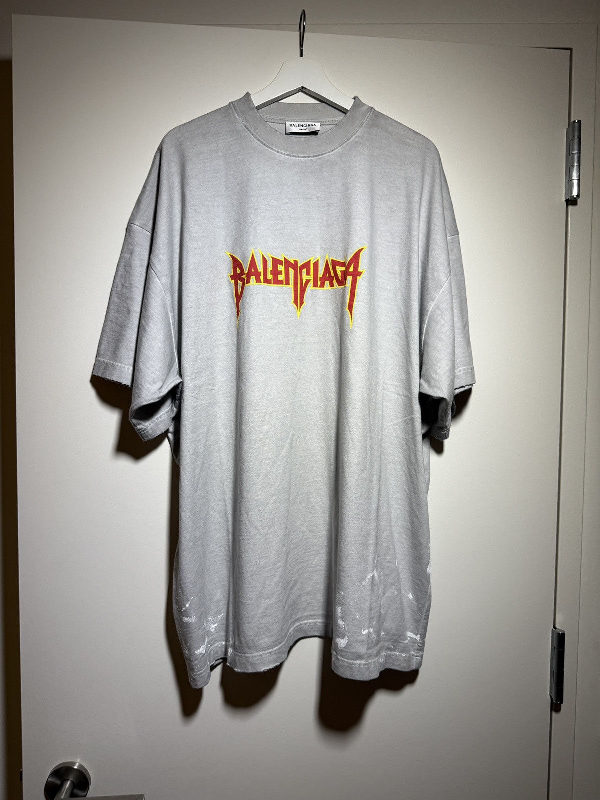 Balenciaga Balenciaga Metal Vintage Oversized T Shirt 4 Size US XL / EU 56 / 4 - 7 Thumbnail