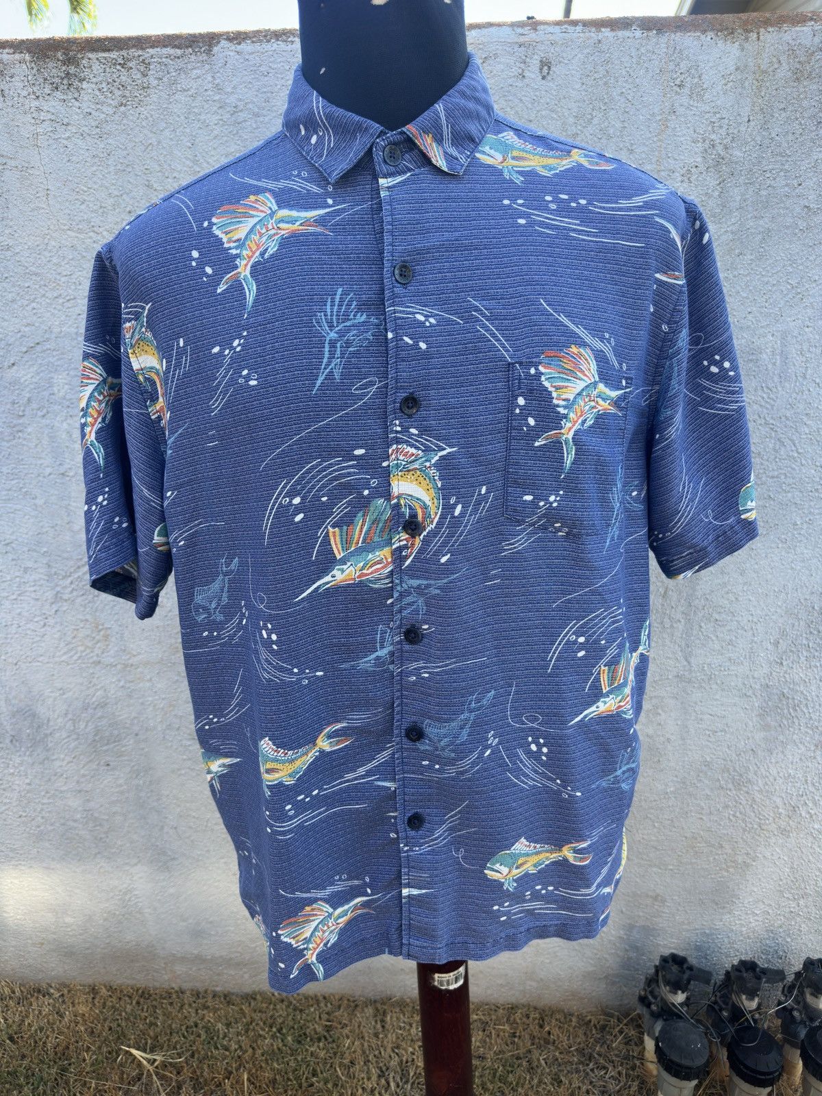Kahala PreOwned Kahala Blue Hawaiian Print Full Button Men's M Size US M / EU 48-50 / 2 - 1 Thumbnail