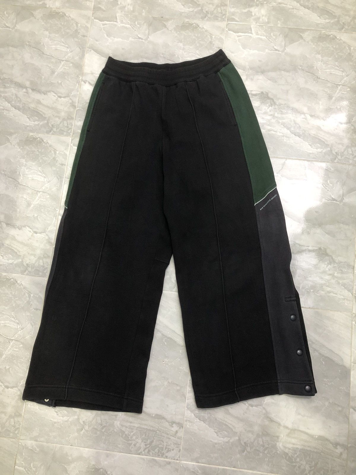 GU 🔥 GU x beautiful people Baggy Panel Track Pants Snap Hem Size US 32 / EU 48 - 2 Thumbnail