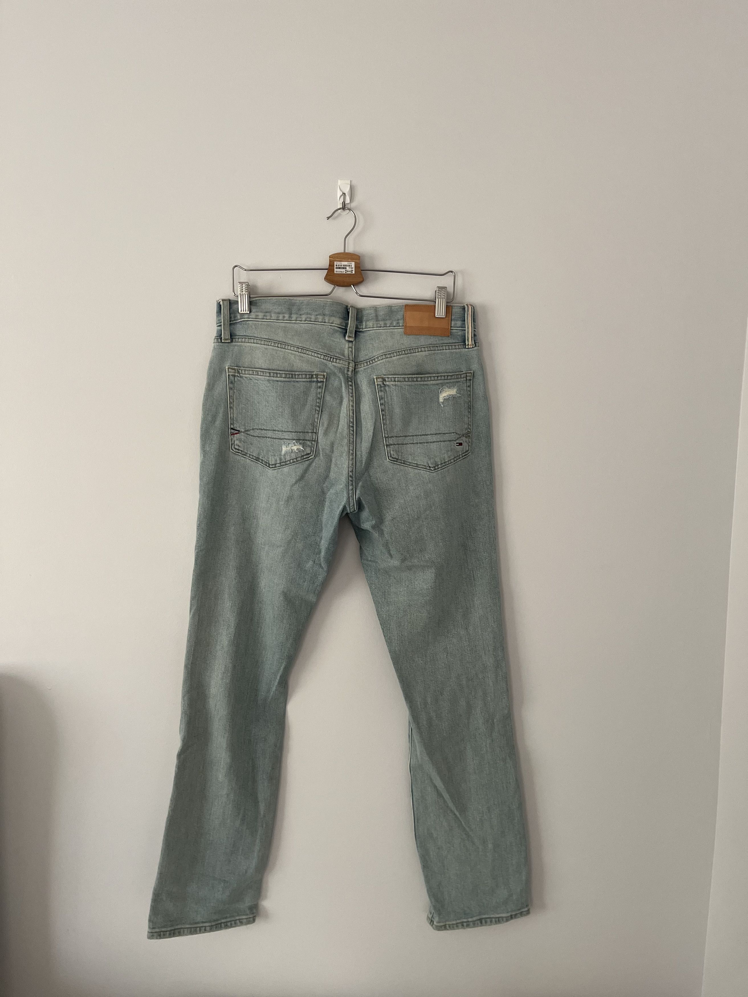 Tommy Hilfiger Ripped Denim Jeans Size US 32 / EU 48 - 2 Thumbnail