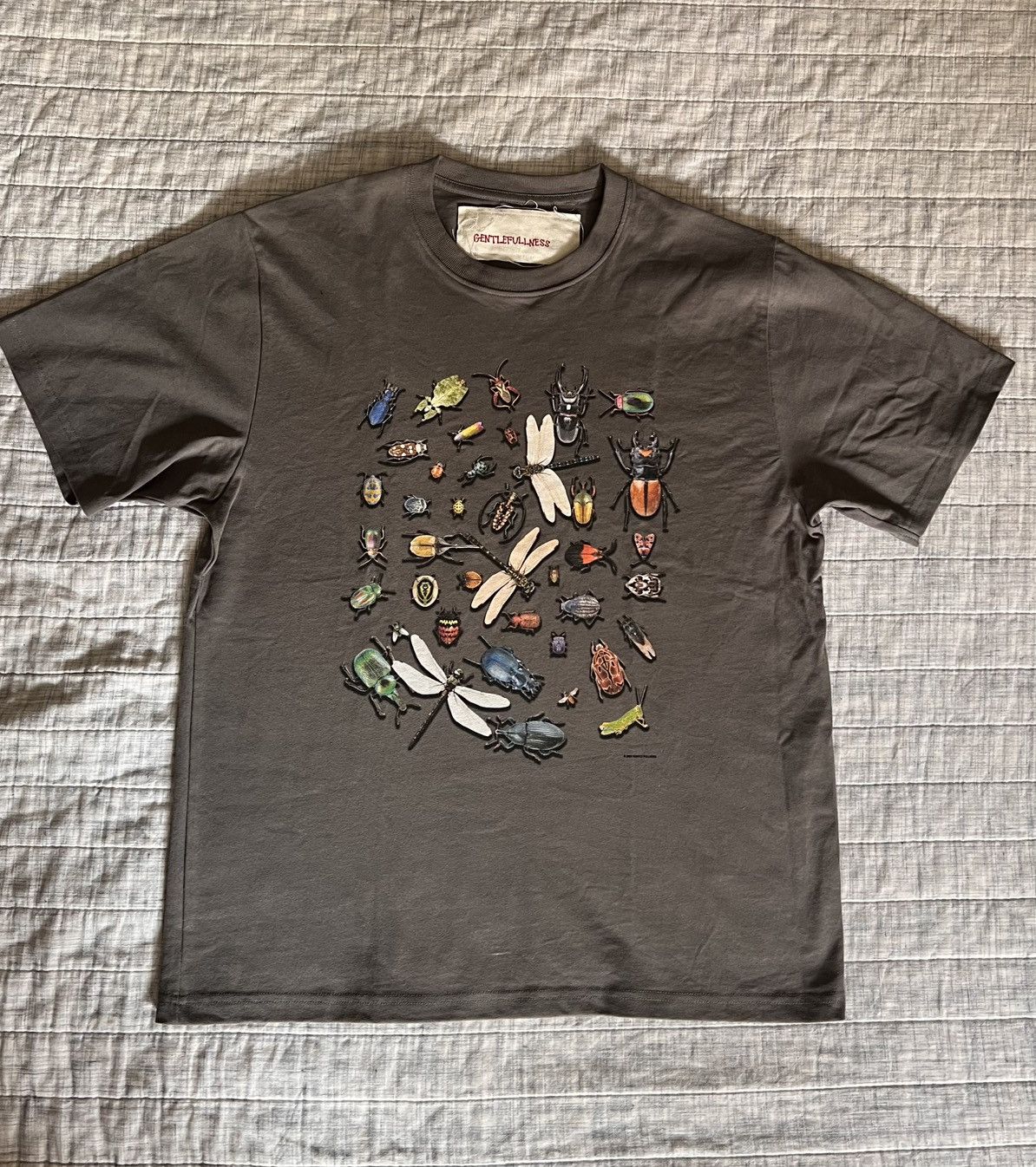 Gentle Fullness Gentle Fullness Bugs Tee Size US L / EU 52-54 / 3 - 3 Thumbnail