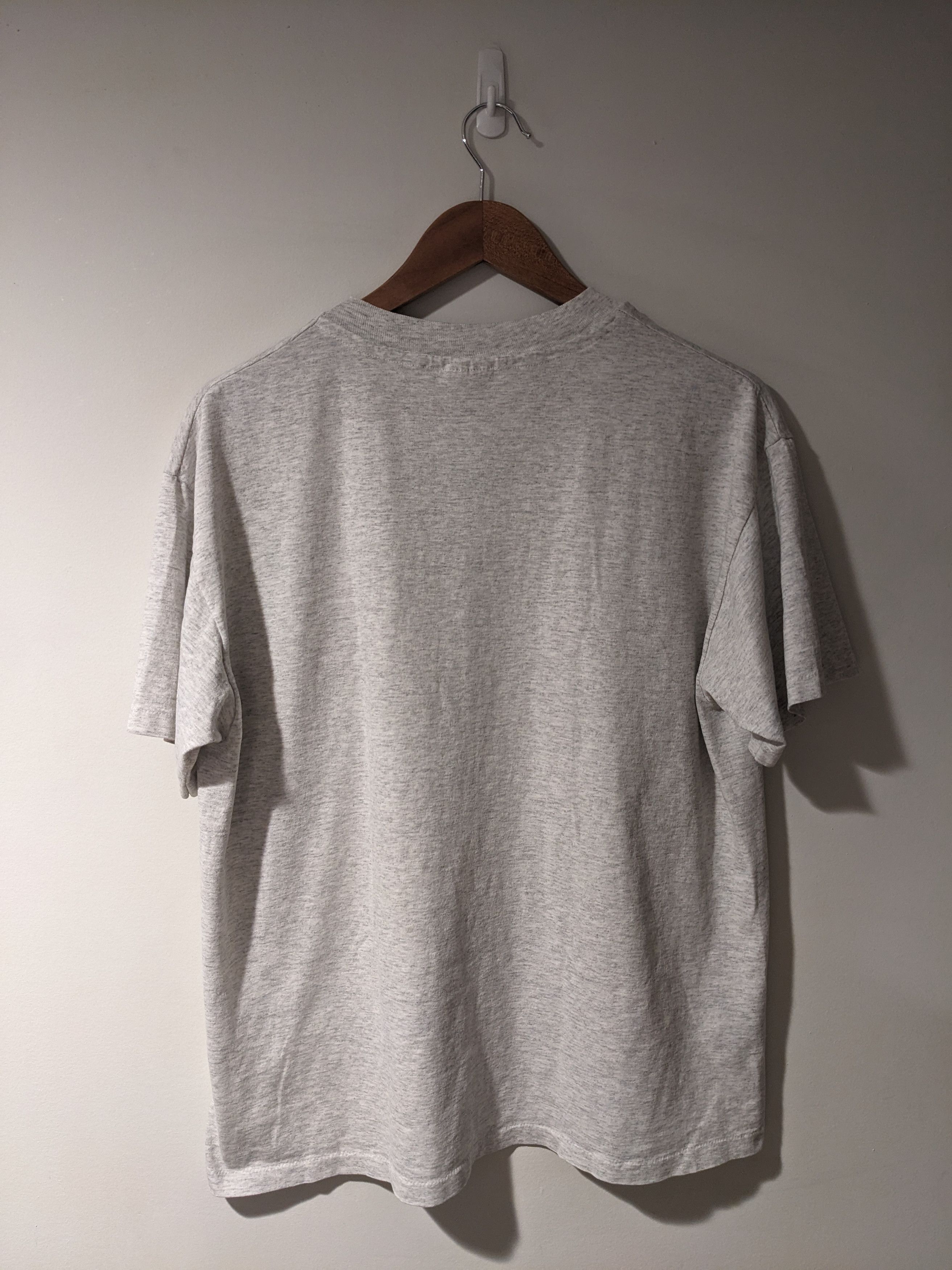 Disney × Vintage Vintage 90s Mickey Mouse Vest Disney Gray Large T-Shirt Size US L / EU 52-54 / 3 - 9 Thumbnail