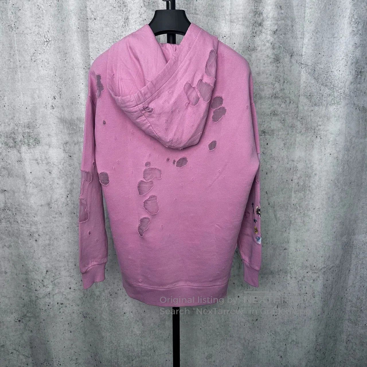 Givenchy givenchy floral embroidered holey sweatshirt. Size XS / US 0-2 / IT 36-38 - 2 Thumbnail