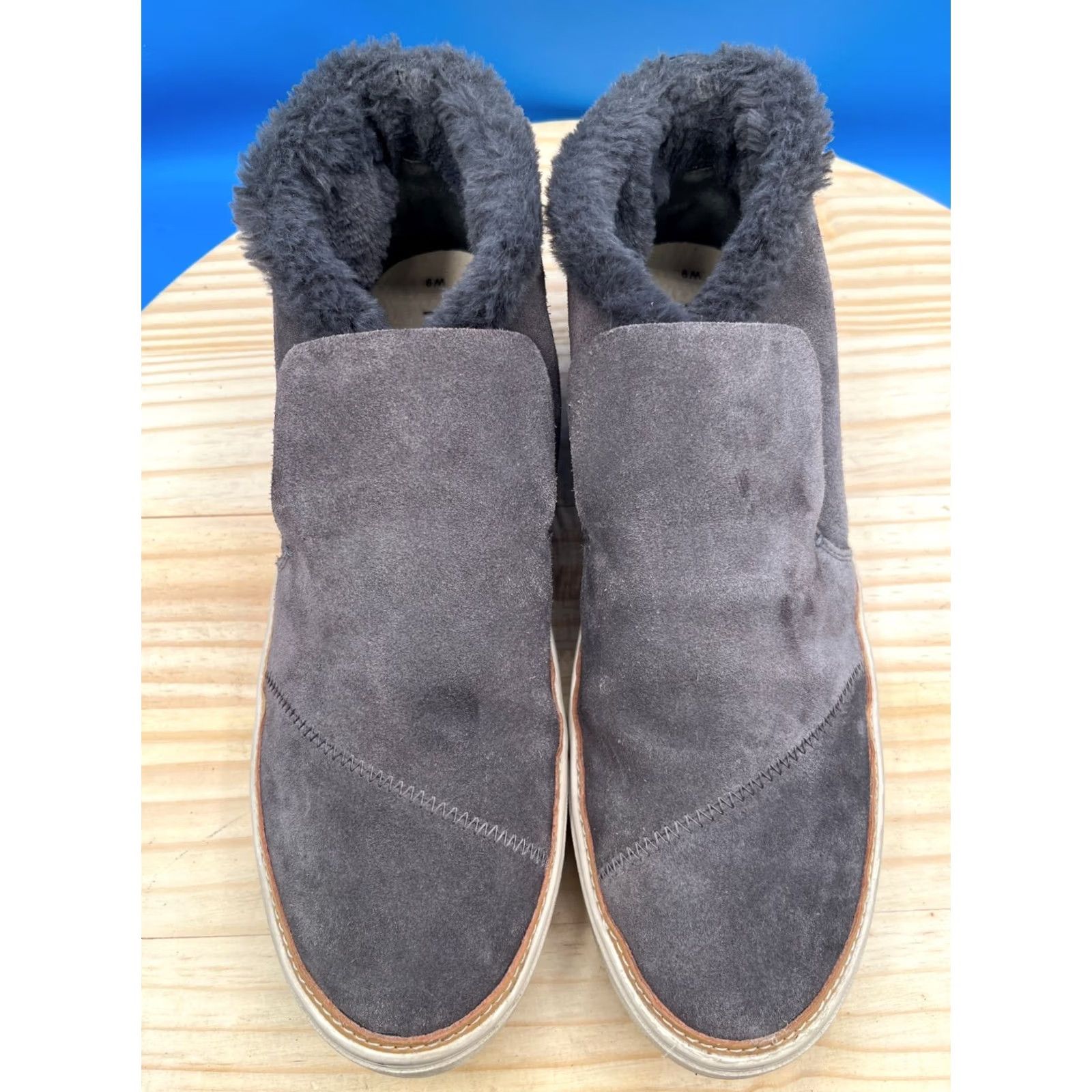 Toms TOMS Boots Womens 9 Ankle Bootie Gray Suede Slip On Round Toe Casual Comfort Jacket? Size US 9 / IT 39 - 5 Thumbnail