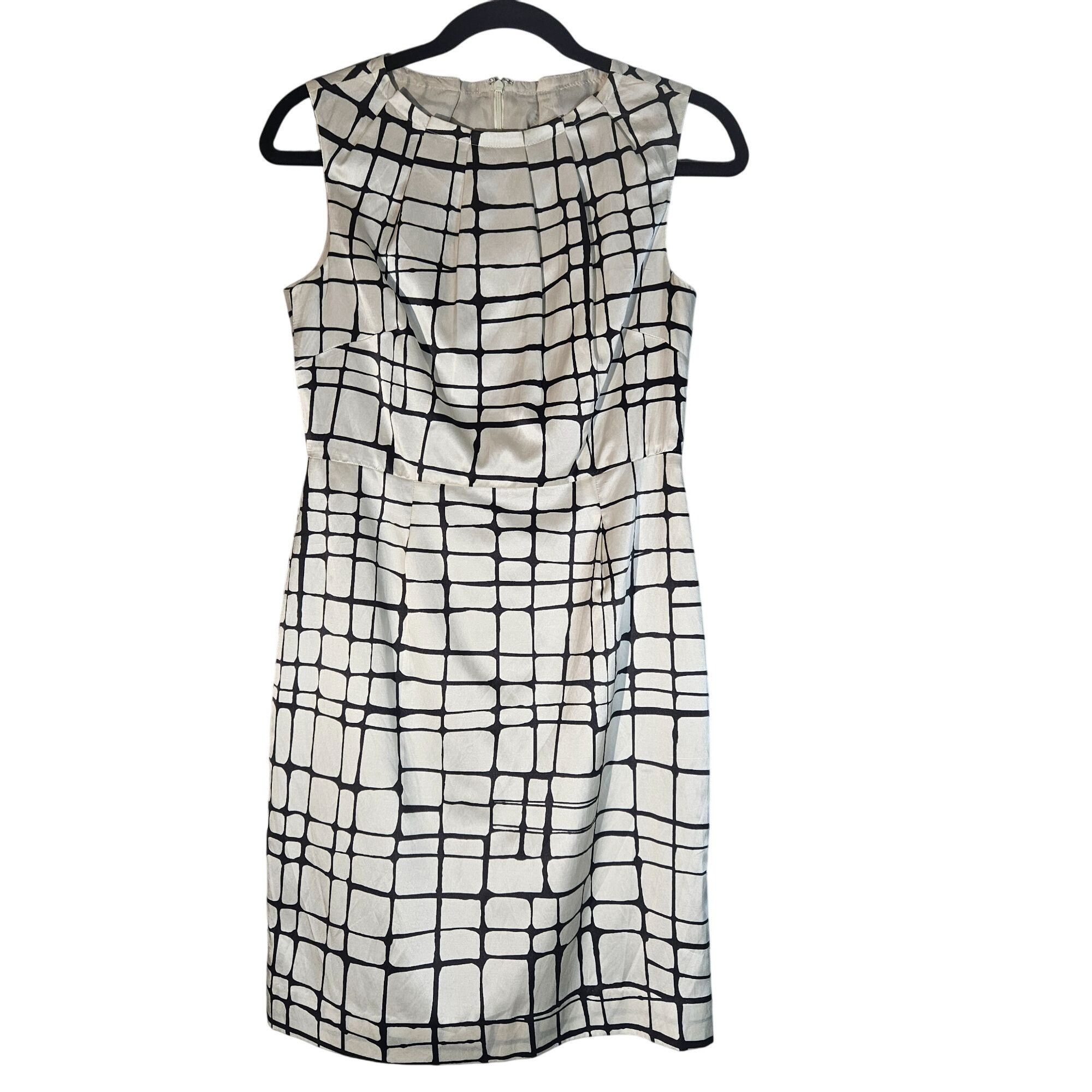 Banana Republic Banana Republic Silk Sheath Dress Size 4P Pleated Neck Caree Size S / US 4 / IT 40 - 2 Thumbnail