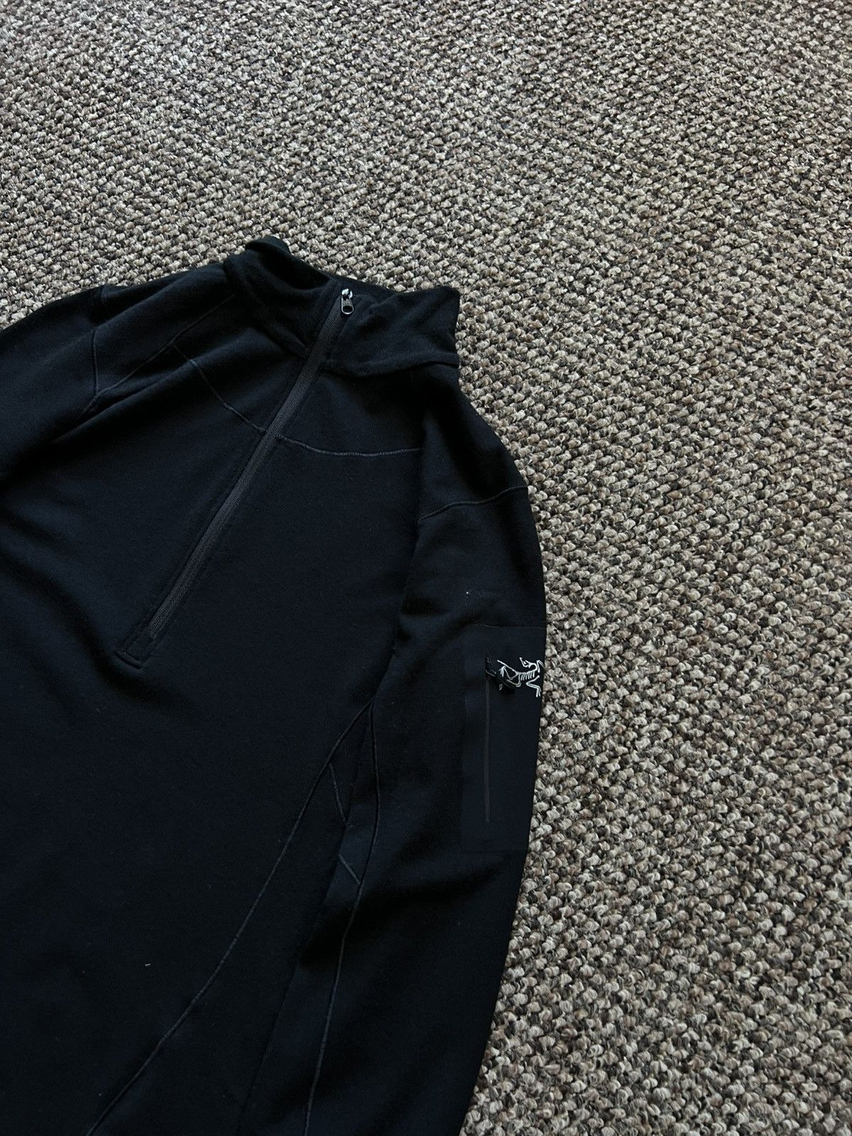 Arc'teryx Arc'teryx Black 1/4 Zip Pull Over Vintage Womens Size M / US 6-8 / IT 42-44 - 4 Thumbnail