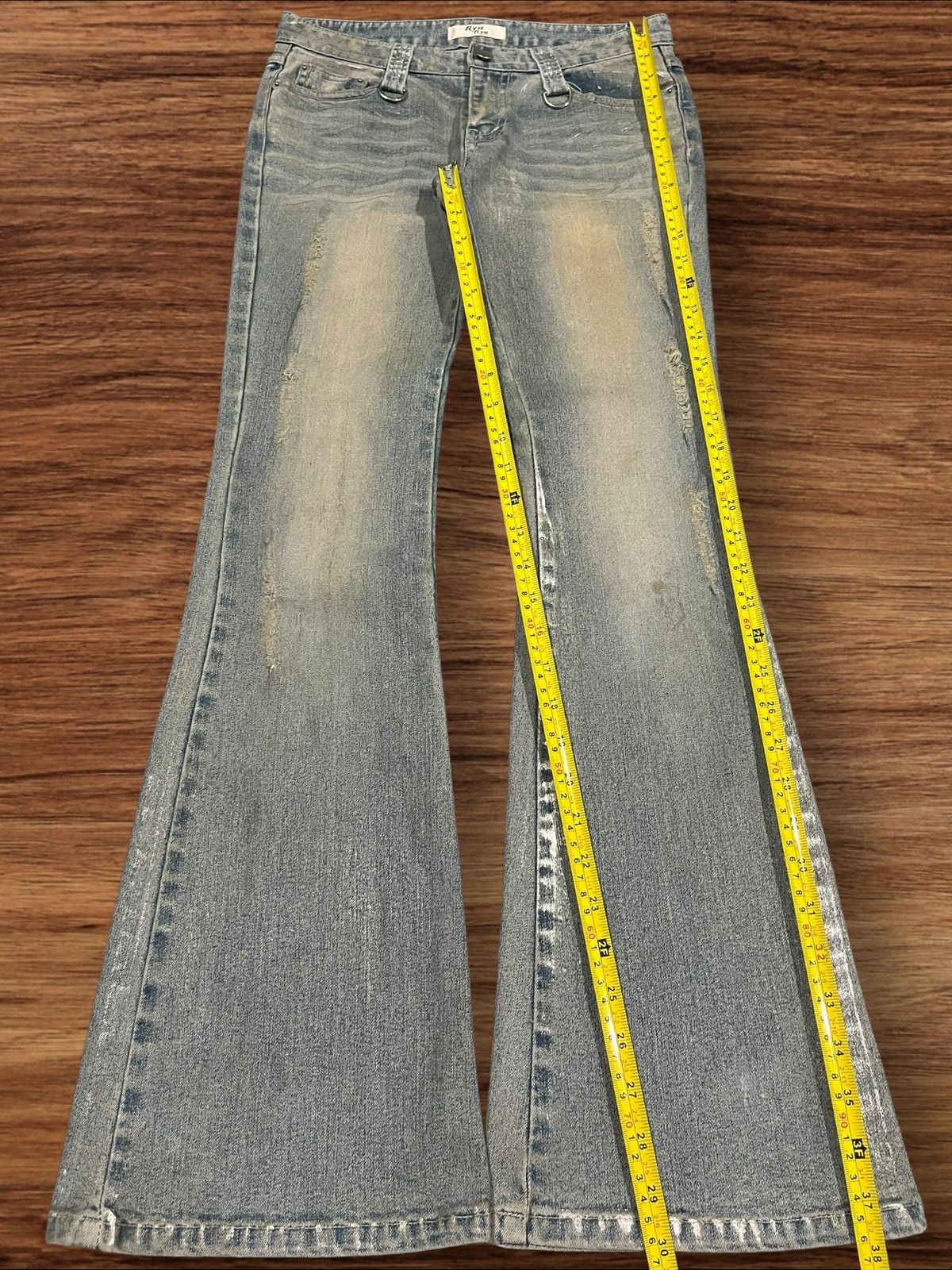 Japanese Brand Vintage Japanese Brand Ryu Ryu Waxed Distressed Flare Jeans Size 28" / US 6 / IT 42 - 13 Thumbnail