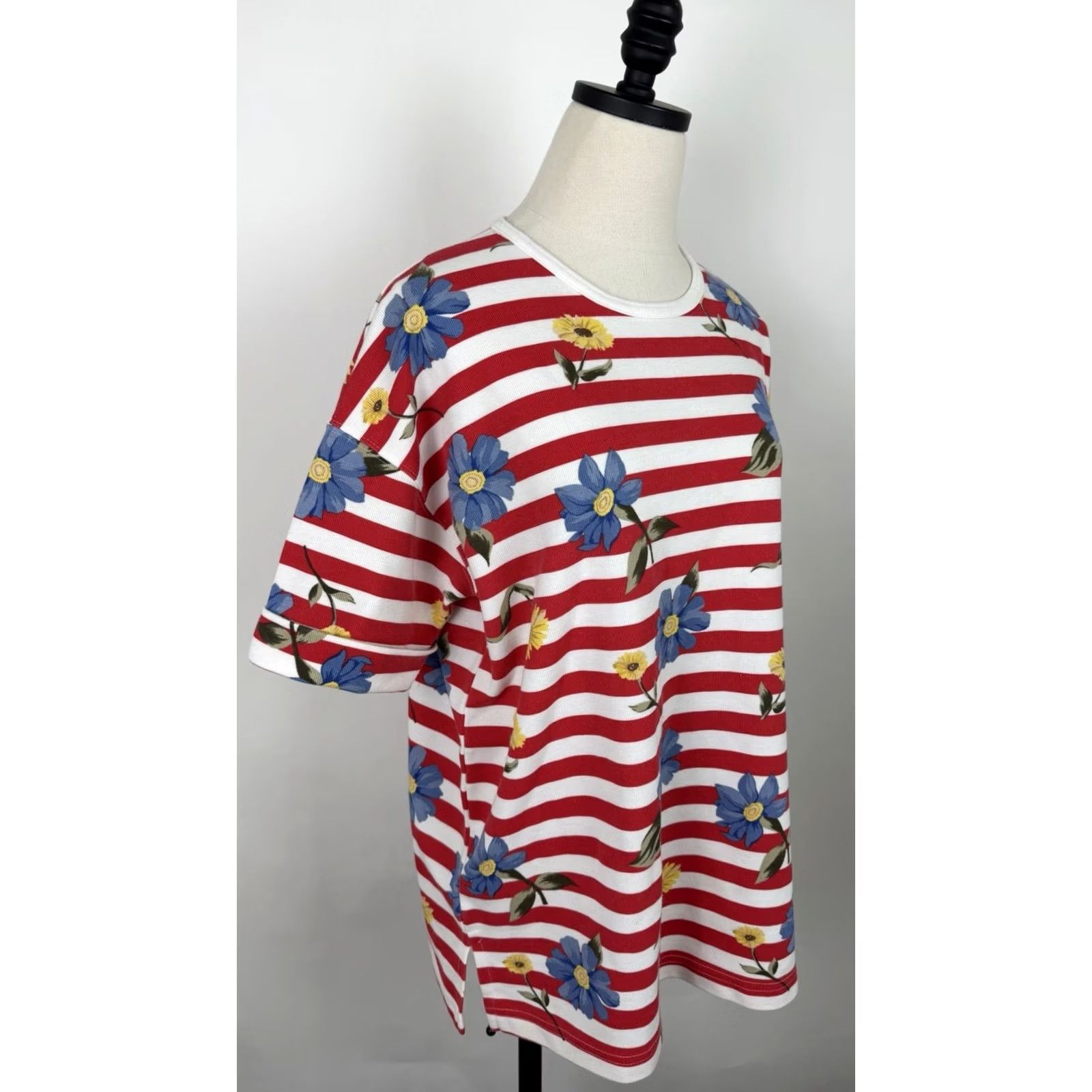 Nautica VINTAGE Michael Carrie Shirt Womens XL Red Striped T-Shirt Jersey Cotton Blend Ribbed Tee 80s 90s Nautical Flower Retro Size XL / US 12-14 / IT 48-50 - 6 Thumbnail