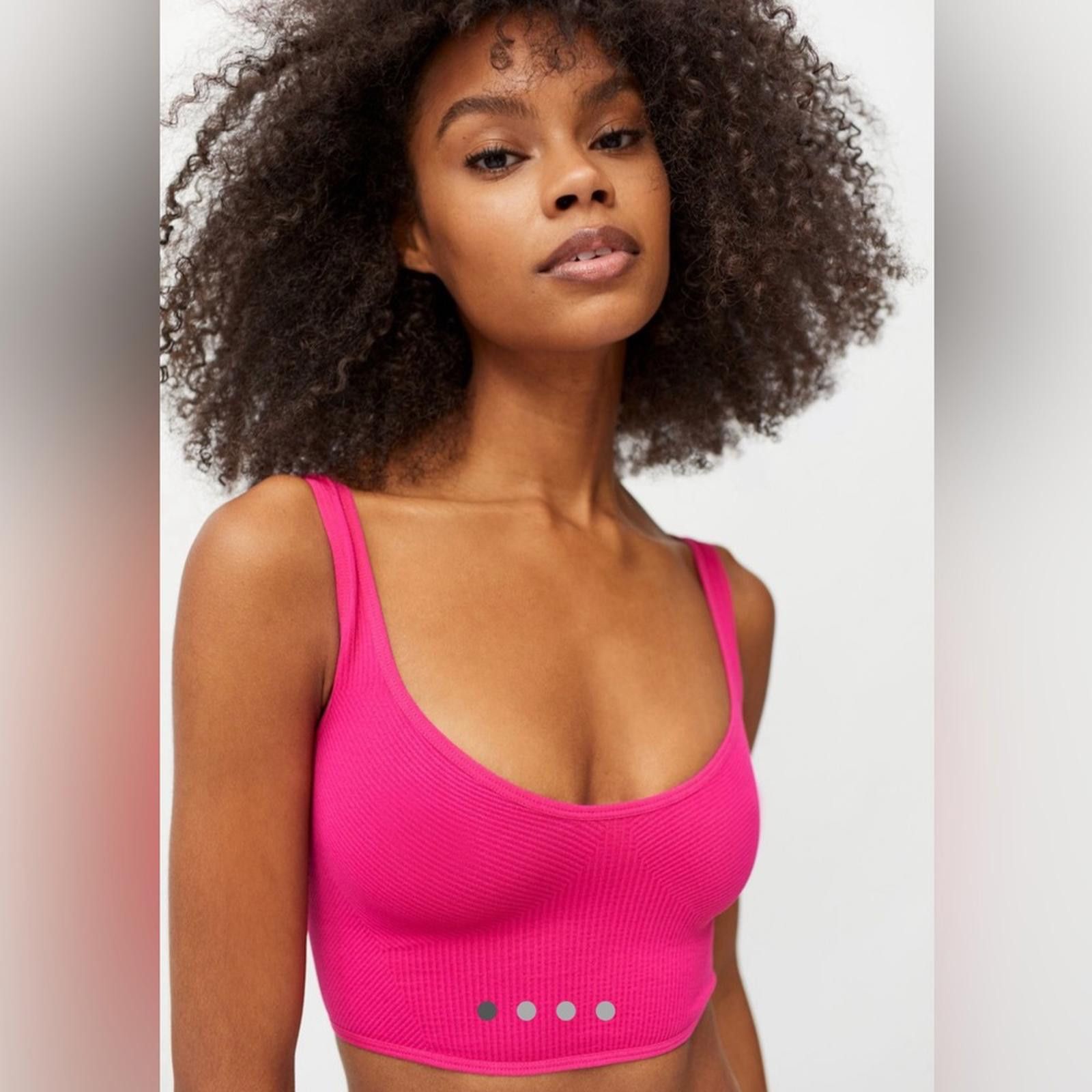 Urban Outfitters Urban Outfitters Seamless Hot Pink Bralette Top- Size M/L Size M / US 6-8 / IT 42-44 - 1 Thumbnail